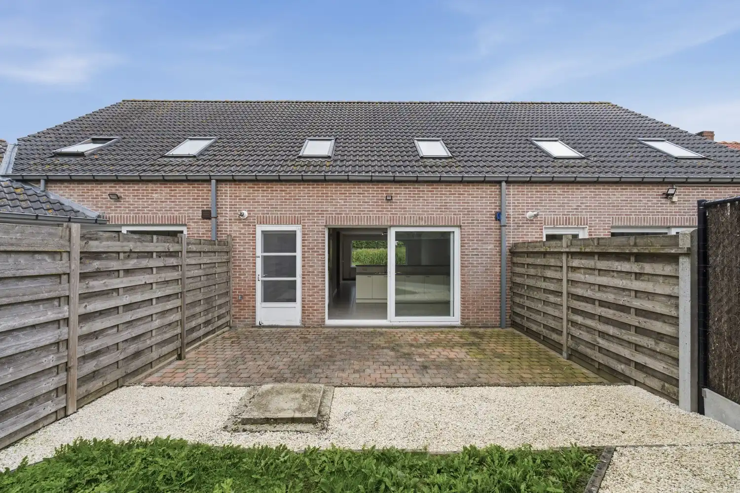 IZENBERGE: Recente rijwoning met alle comfort, 3 slaapkamers, gezellig tuintje en garage op 151m² grondopp. foto 19