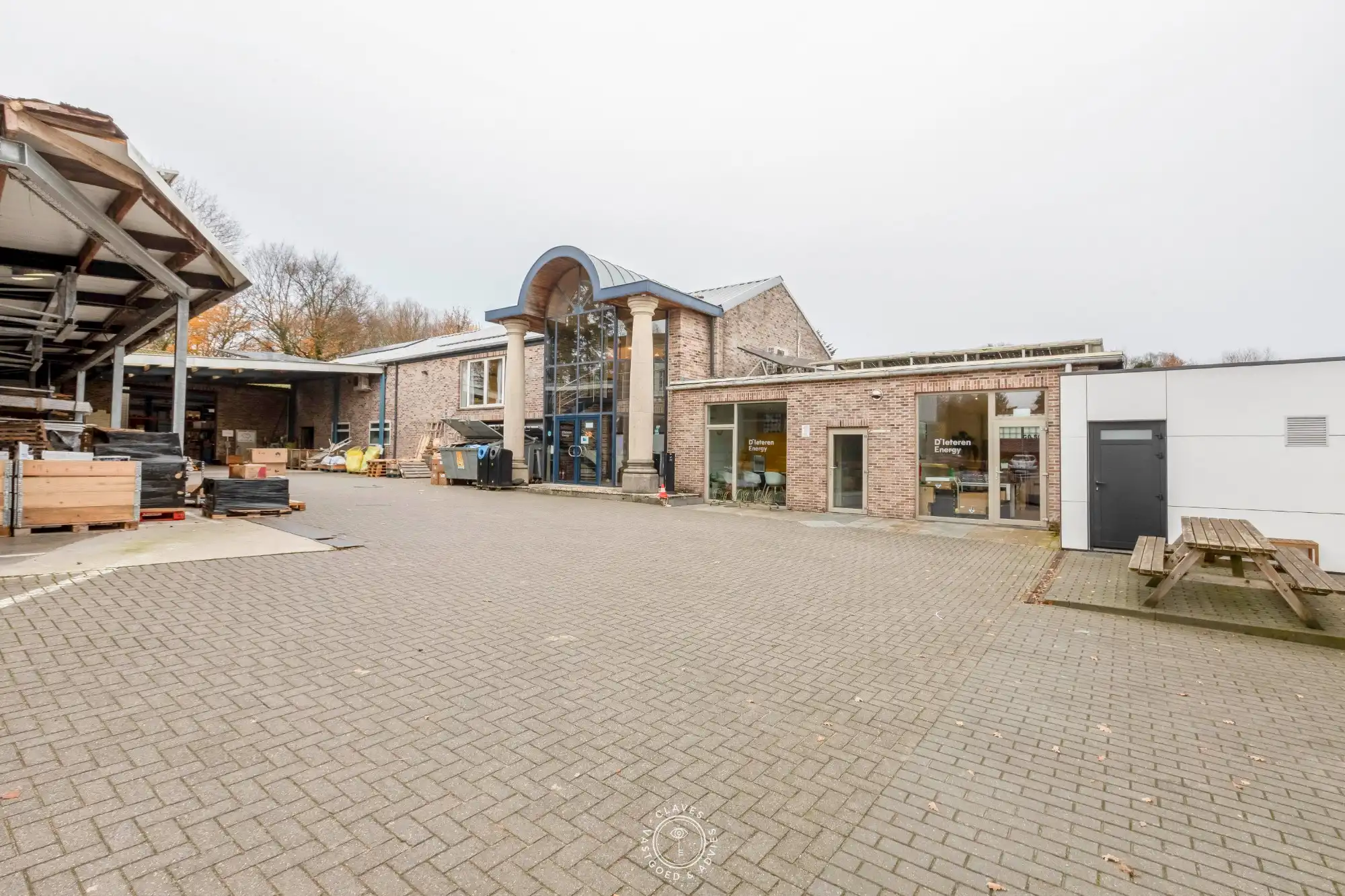 Operationele uitvalsbasis voor KMO — kantoor + loods + magazijn foto 14