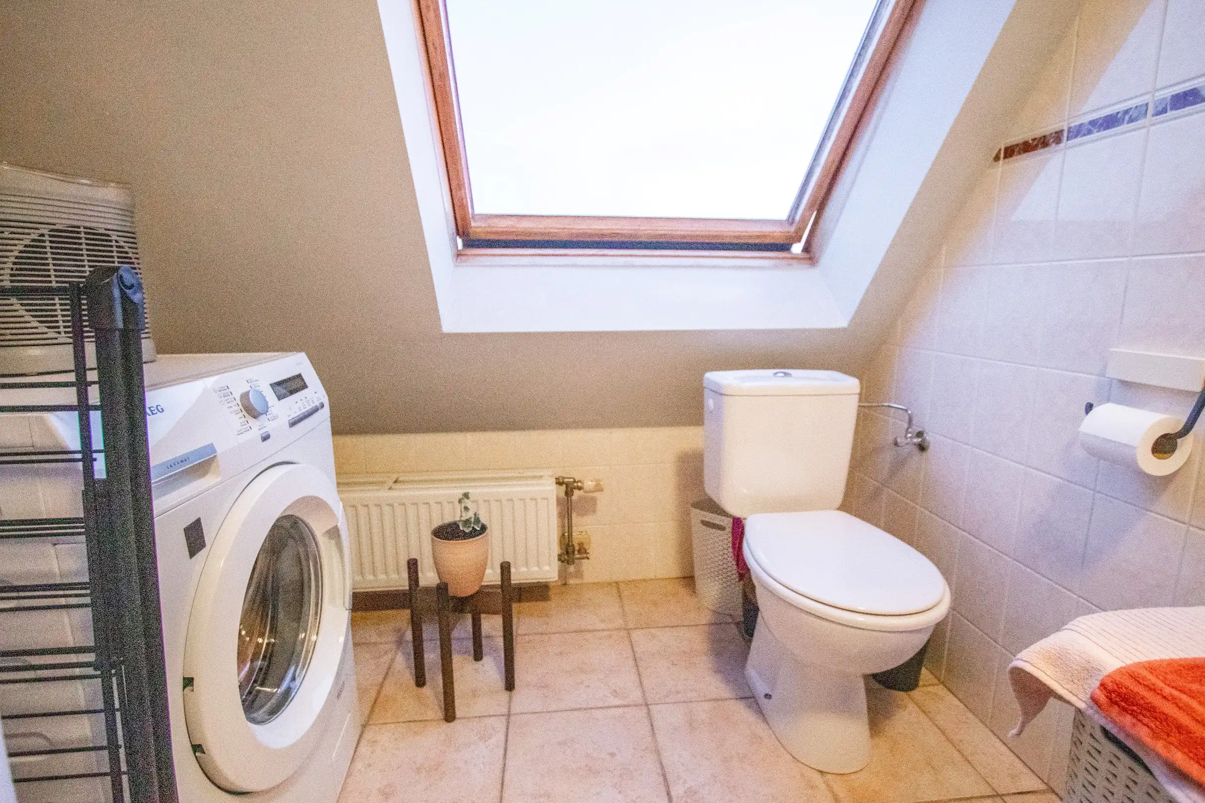 CENTRAAL GELEGEN APPARTEMENT MET ONDERGRONDSE STAANPLAATS foto 7