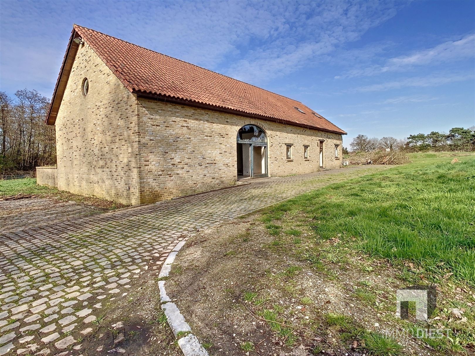 Te renoveren hoeve op 2 ha 82 ca foto 5