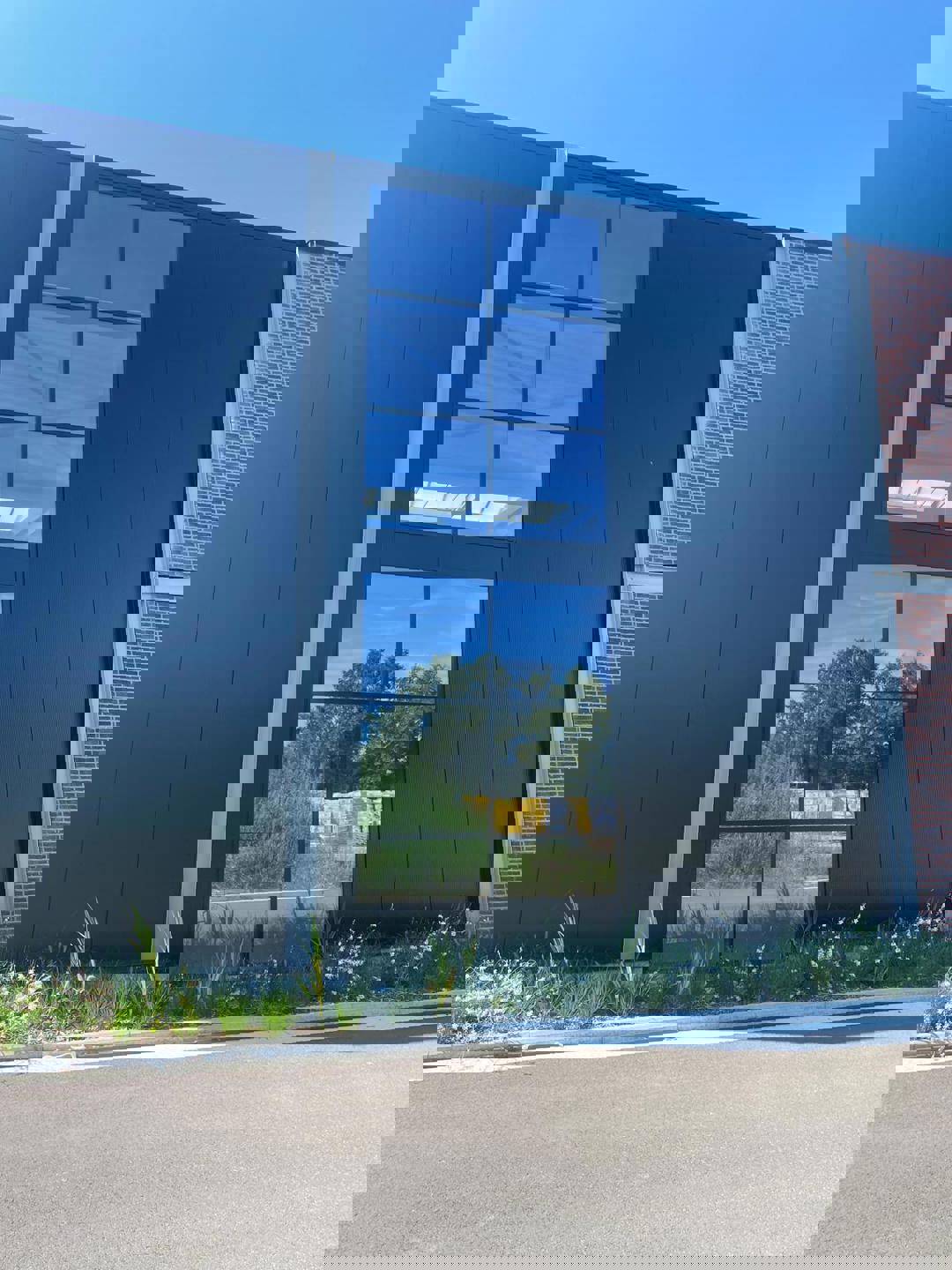 Magazijn Unit 17 te huur foto 6