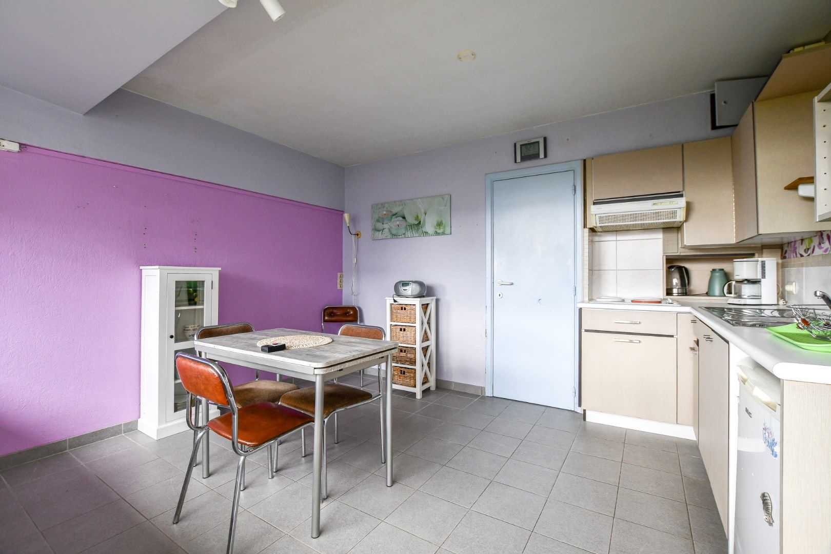 Eénslaapkamerappartement met terras en gratis parking in de Haan, vlakbij strand en zee!  foto 9