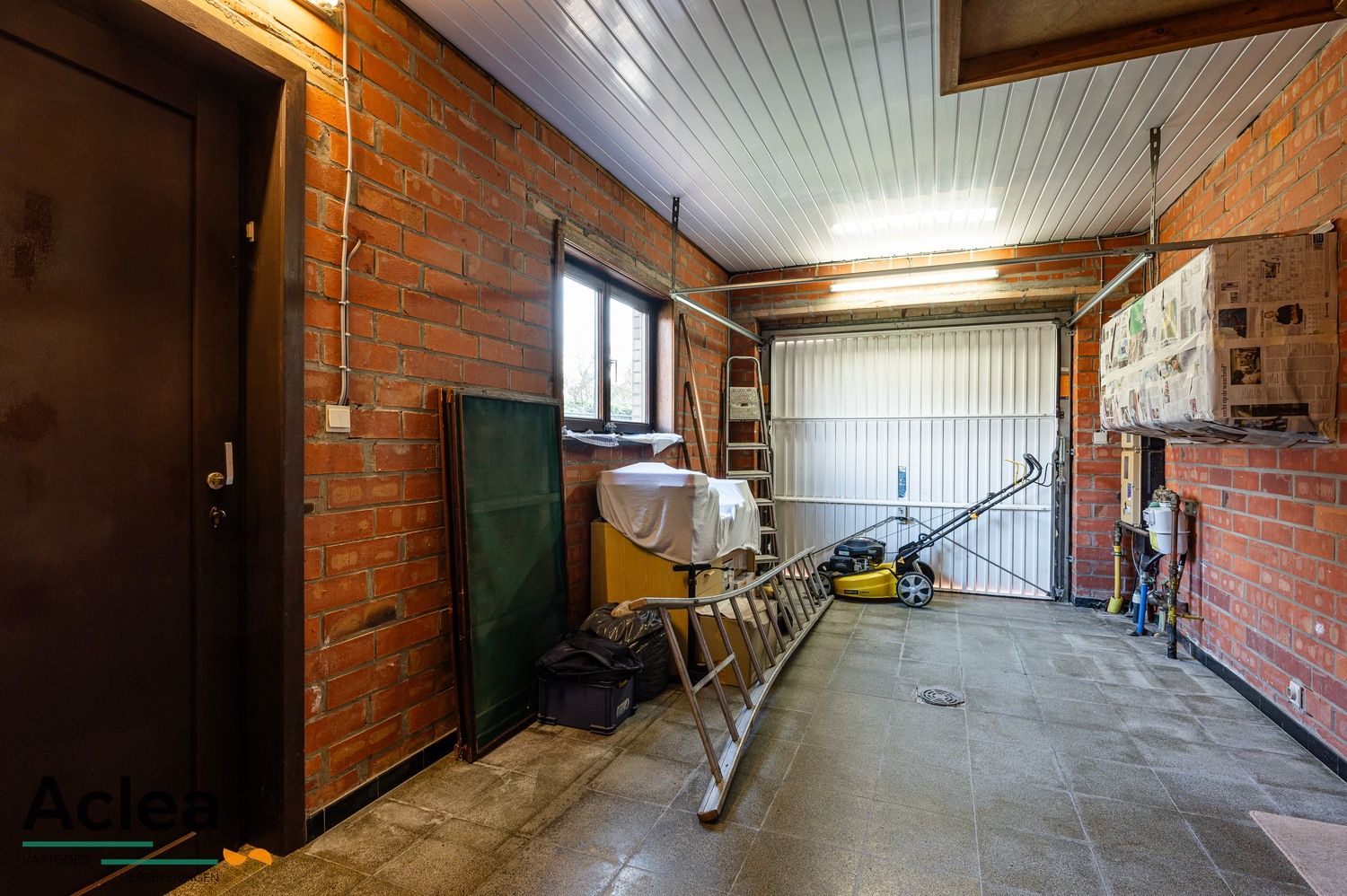 Vrijstaande woning op ruim perceel foto 24