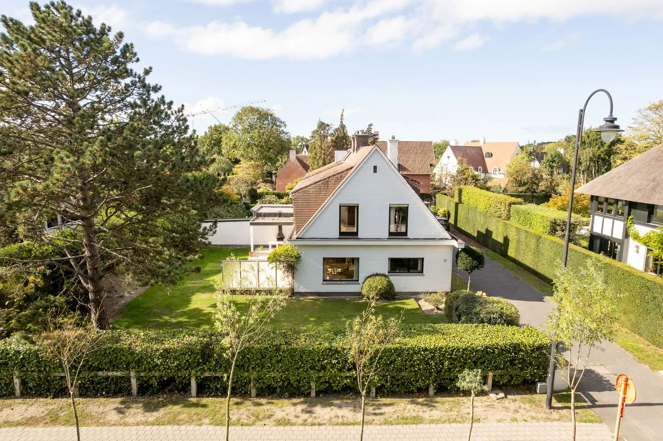 Koppelwoning te koop in Knokke-Zoute – Luxe renovatieproject foto 29