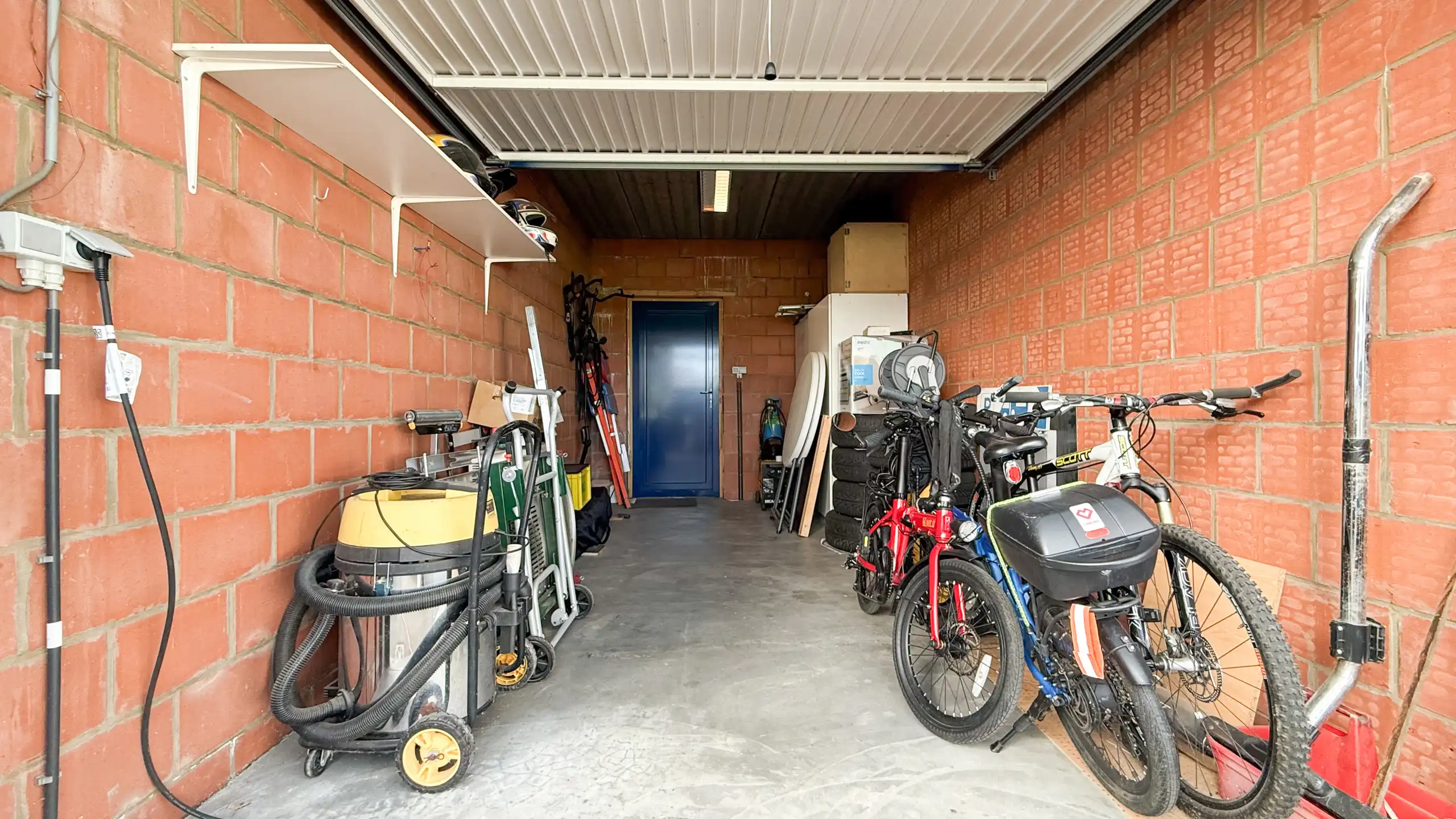 Instapklare kantoorruimte met mogelijkheden te Zolder! foto 28