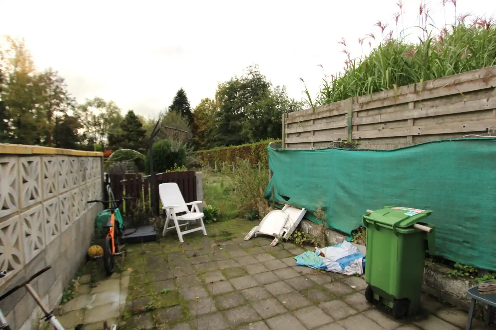 Ruime woning met terras en diepe tuin - stadsrand Tongeren foto 10