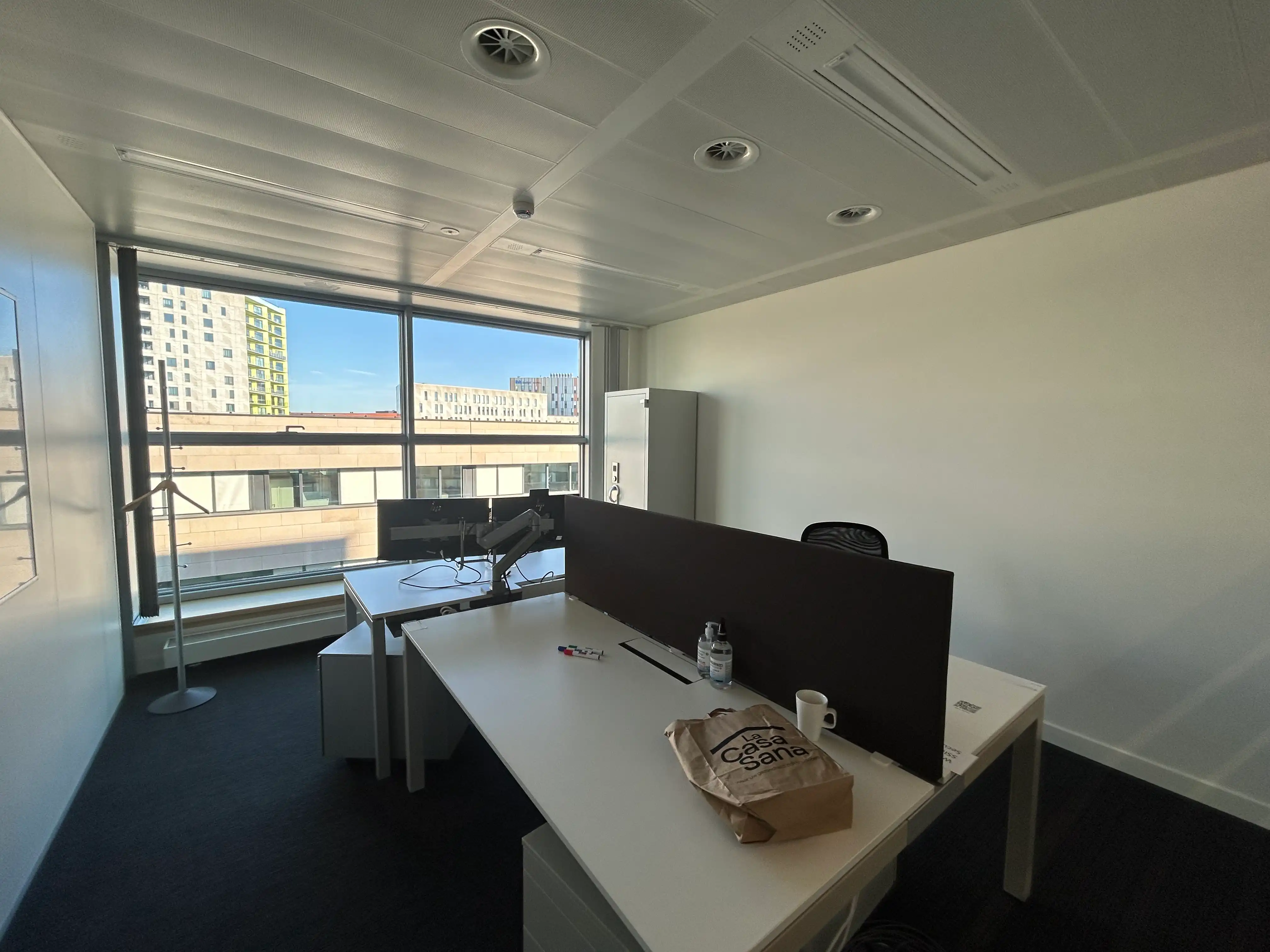 Kantoor te huur met een oppervlakte van 1.247 m², vlakbij het station foto 9