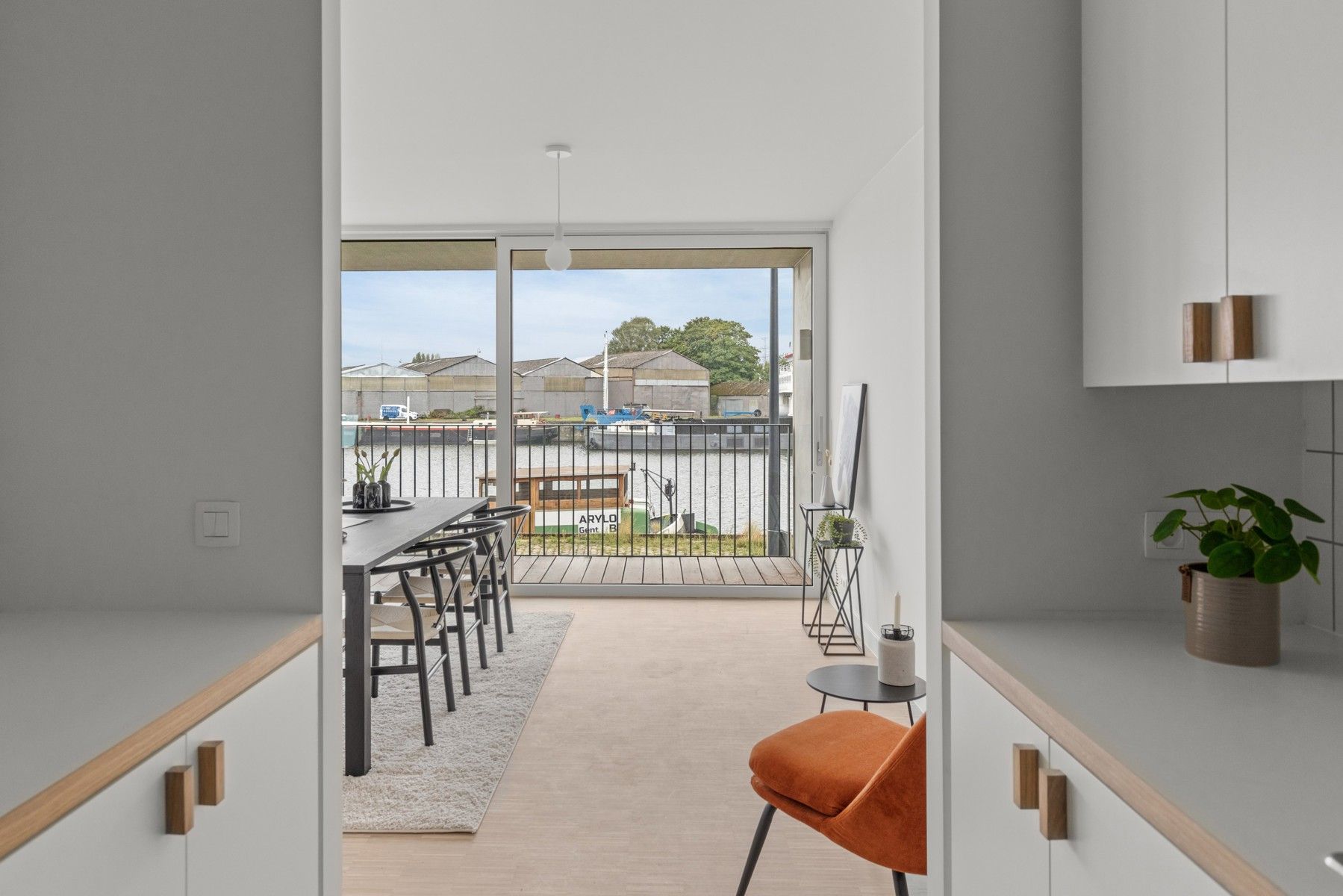 Instapklare appartementen te koop aan het water foto 21