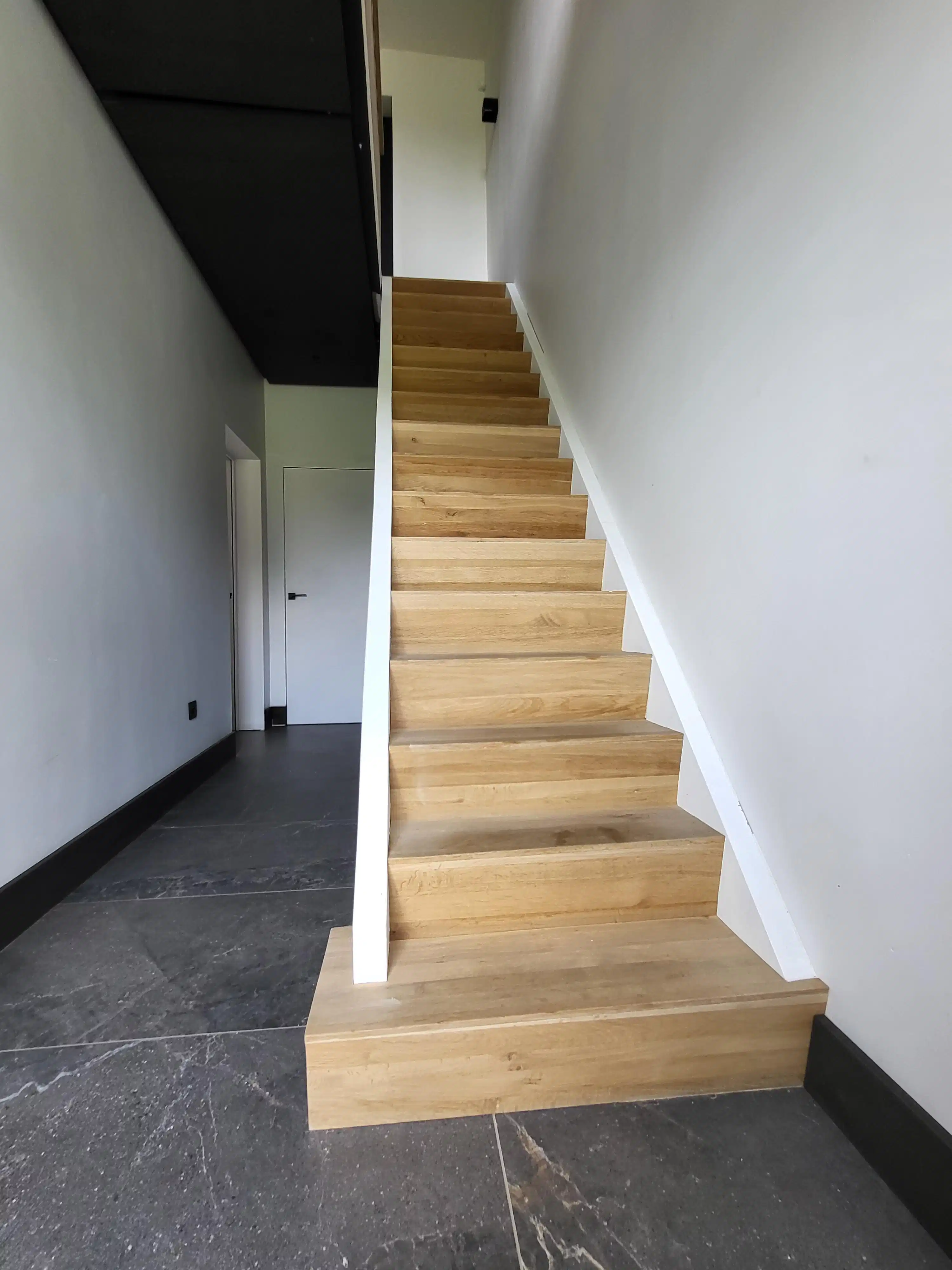 Instapklare en energiezuinige woning die tussen 2021 en 2026 grondig werd gerenoveerd, gelegen in het landelijke Smeerebbe-Vloerzegem. foto 25
