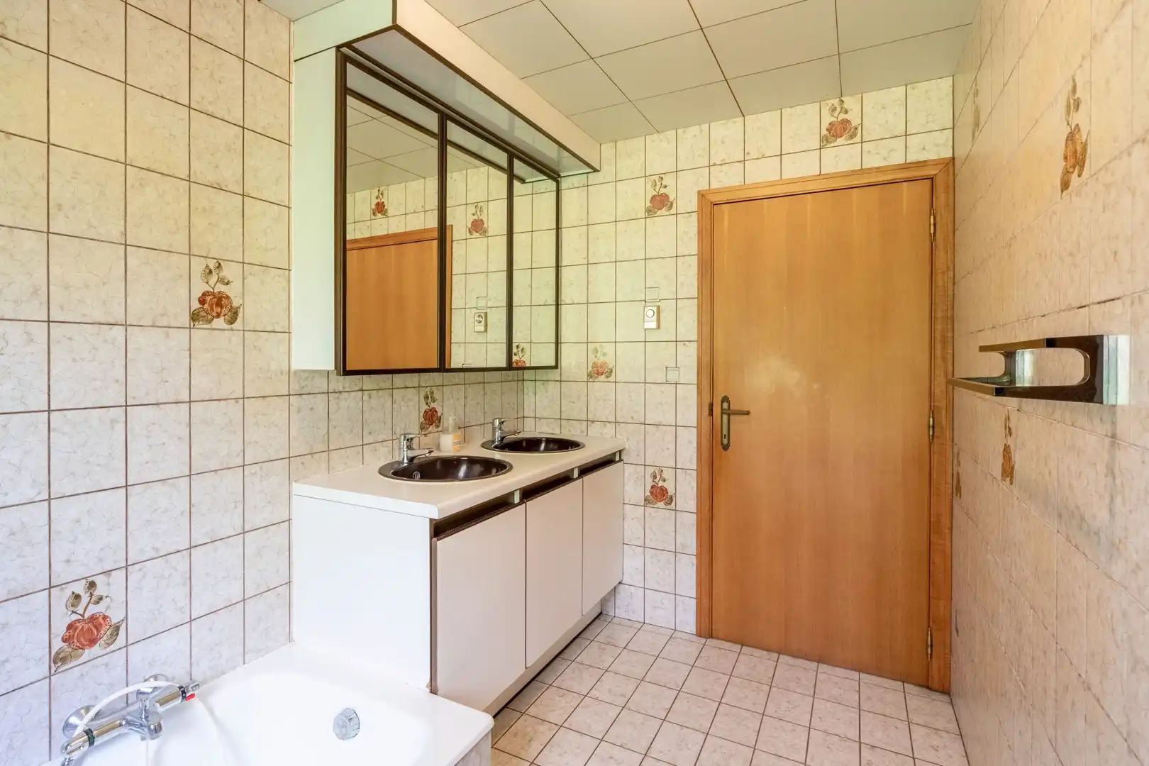 Ruime open bebouwing met 6 slaapkamers op een perceel van 13a 44ca foto 20