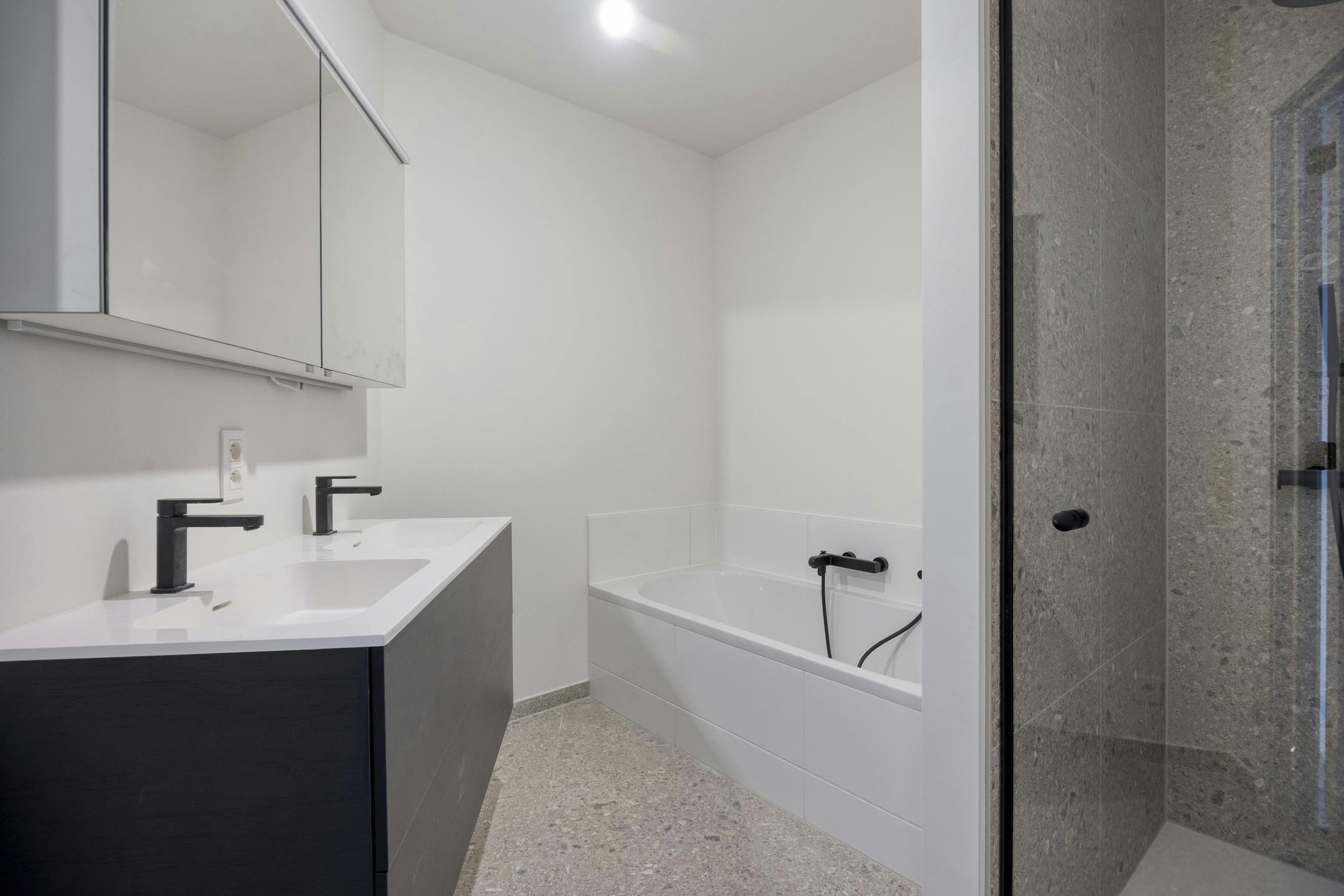 A0101 Rivert nieuwbouwappartement te Antwerpen foto 11