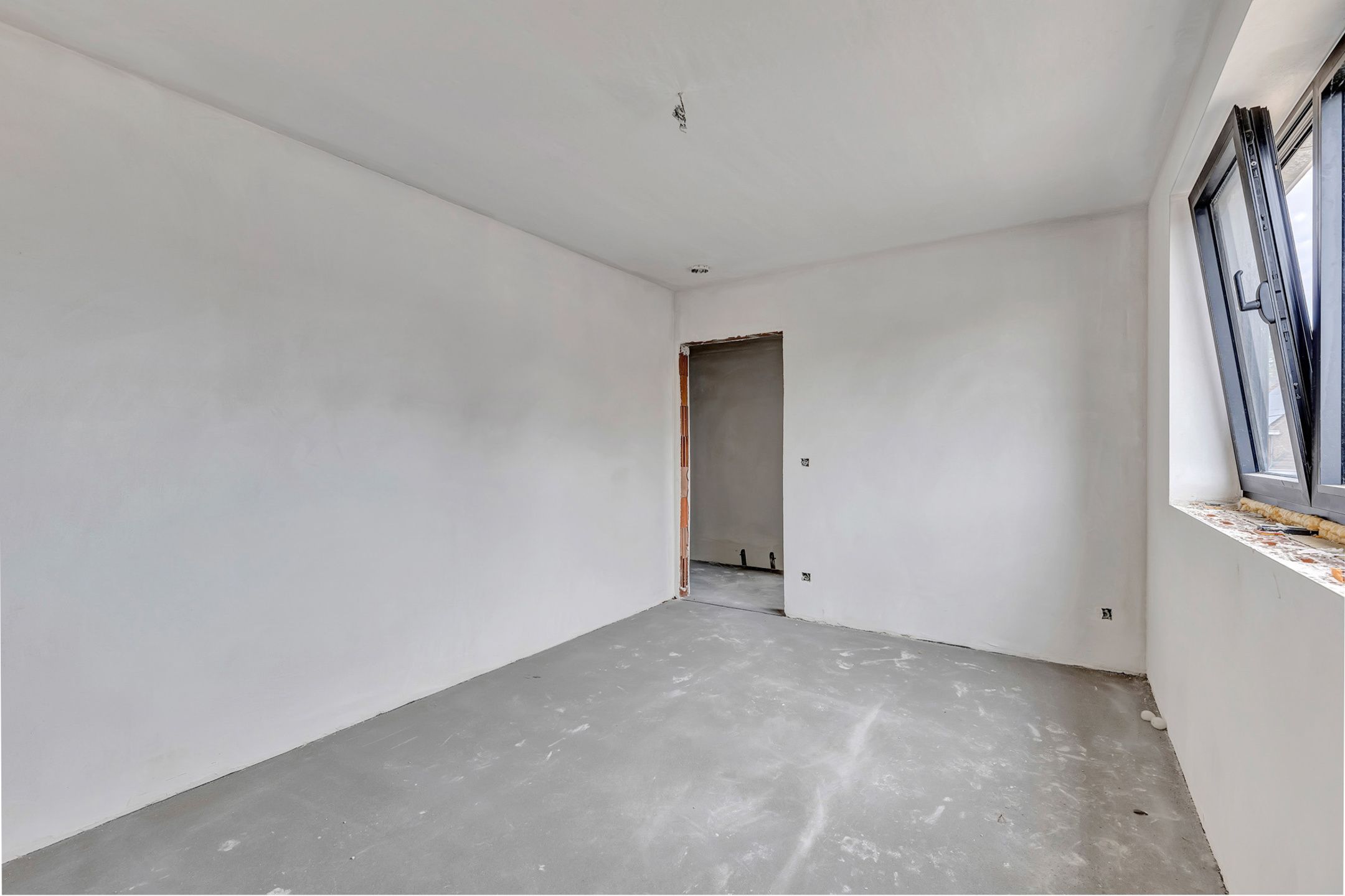 Nieuwbouwwoning  met 3 slaapkamers foto 11