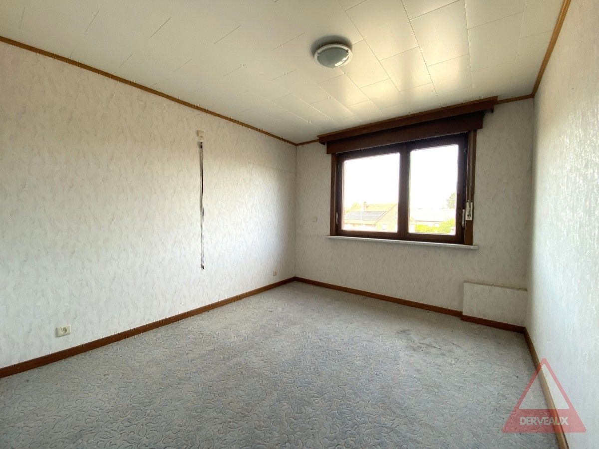 Moorslede – Te renoveren gesloten bebouwing met tuin en garage foto 11
