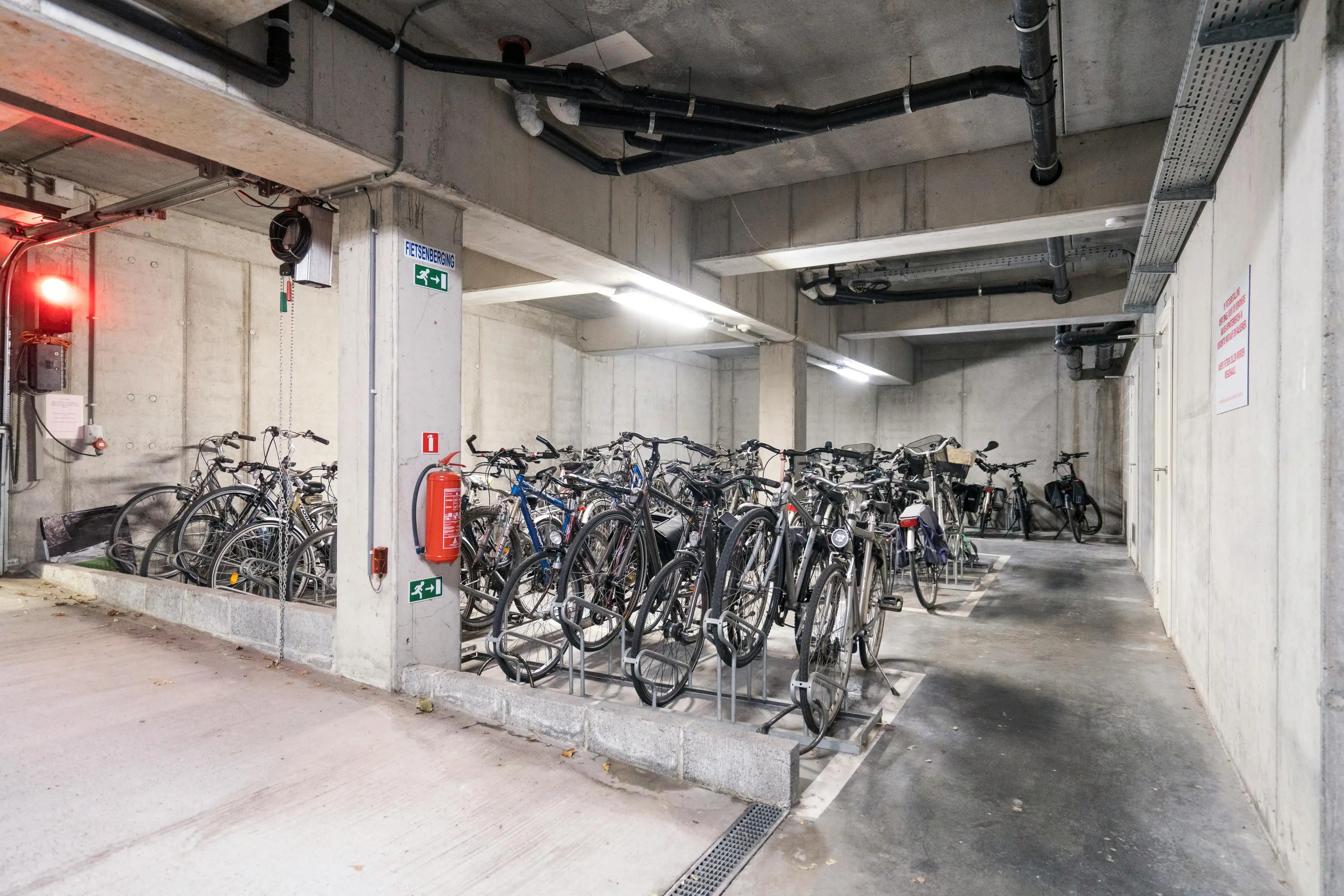 Appartement te koop op centrale ligging in Waregem foto 12