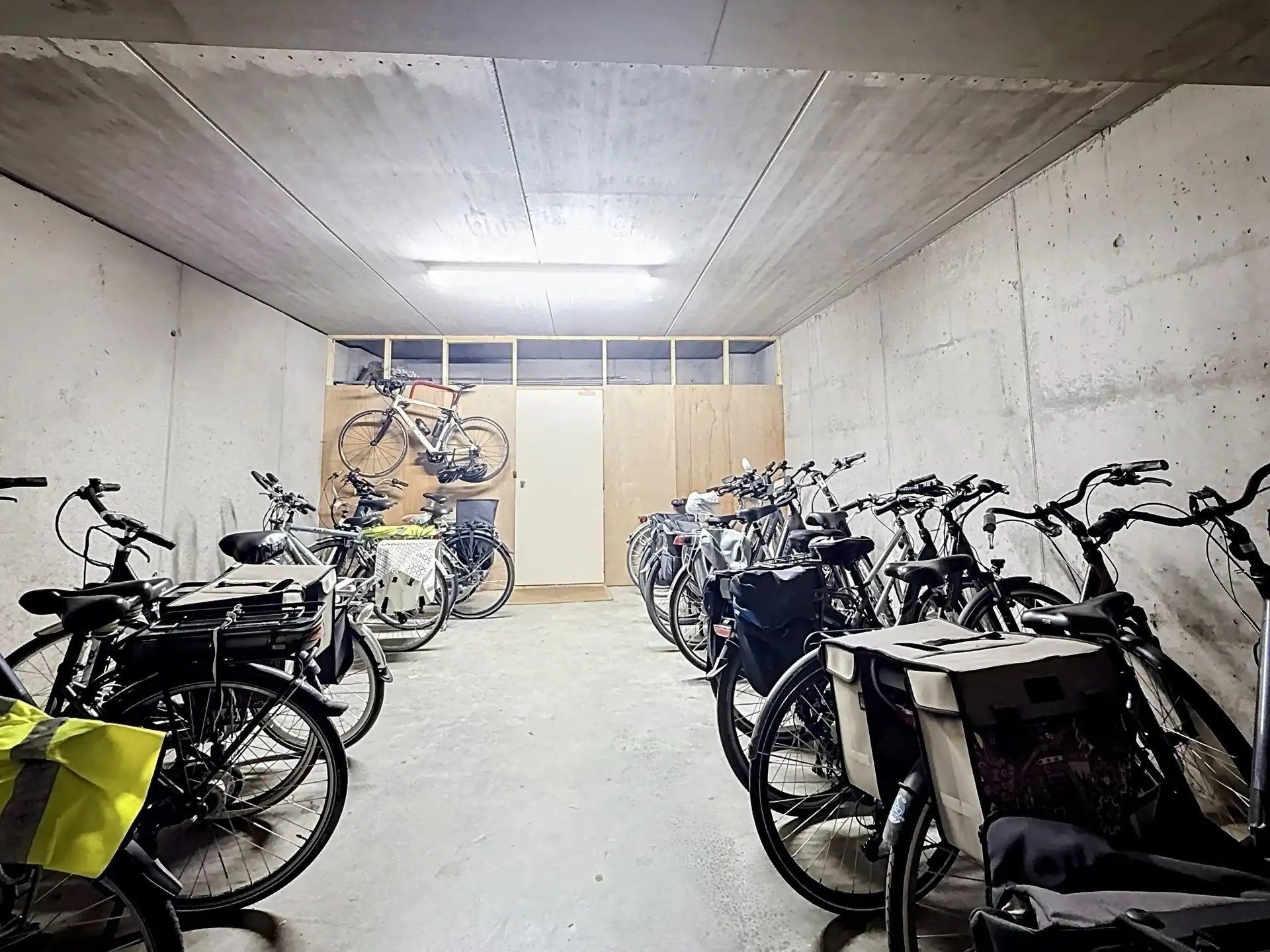 Energiezuinig 3 slk-appartement met 2 terrassen op toplocatie ! foto 21