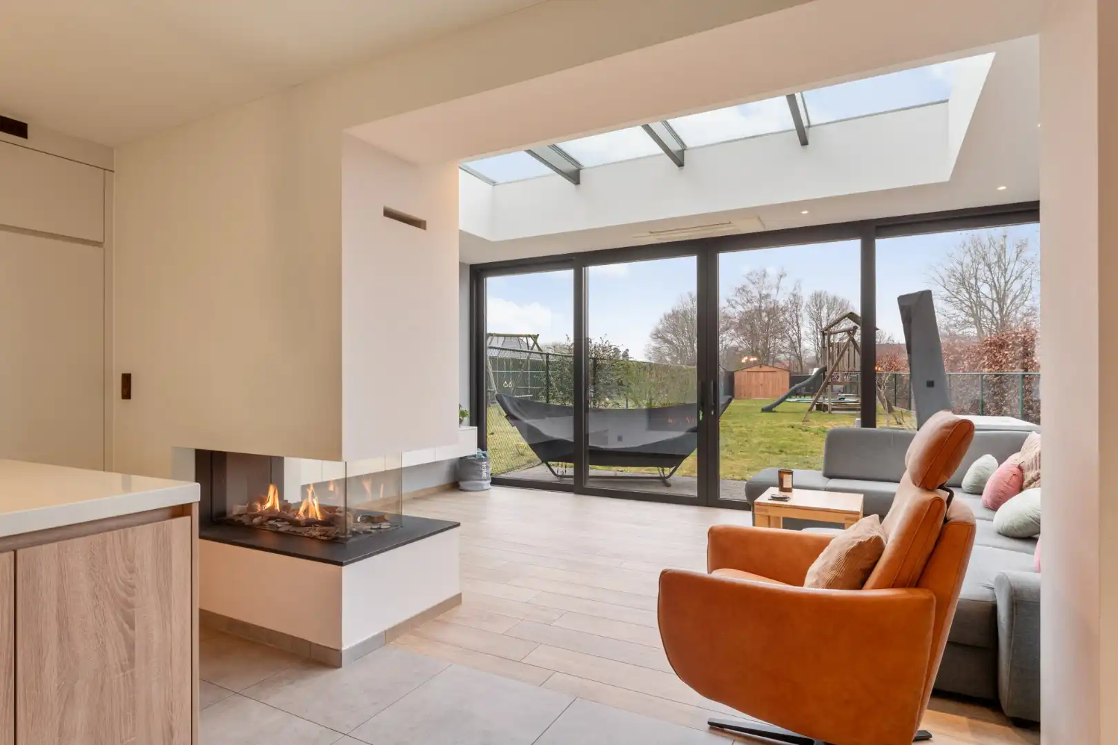 Recente, goed afgewerkte gezinswoning op een perceel van 5a15ca nabij het dorpscentrum van Opoeteren!  foto 12