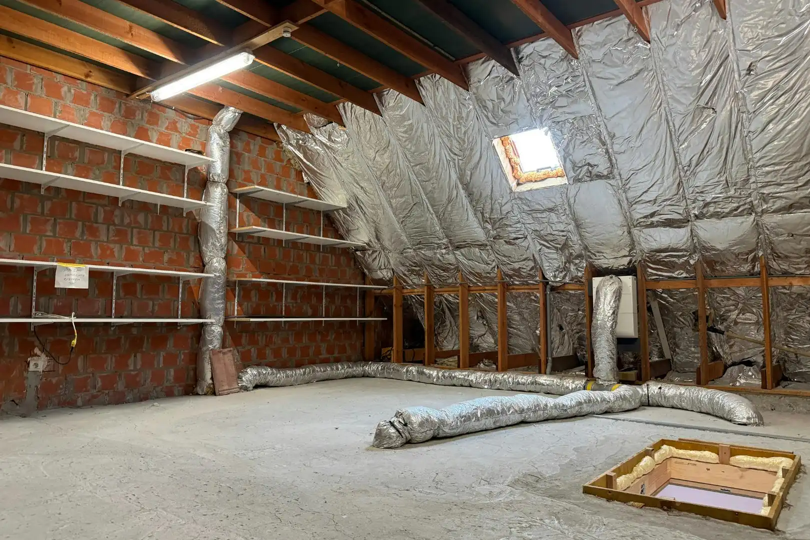 Instapklare rijwoning met zonnige tuin te Oostende foto 18