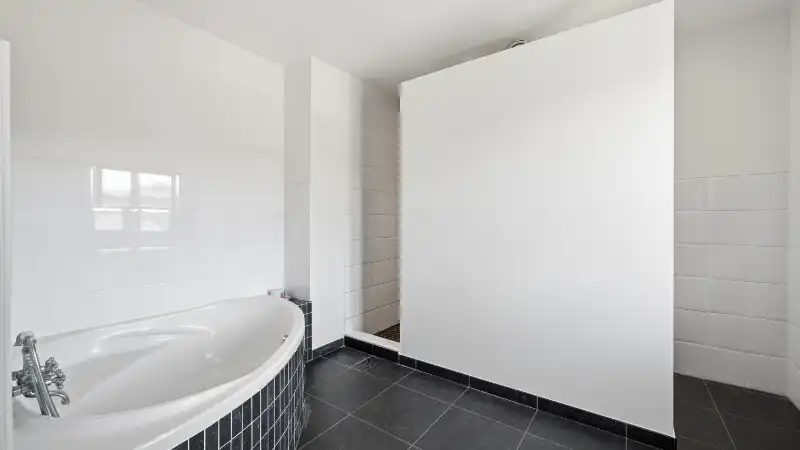 Stijlvolle villa van 380m² op 18 are met openluchtzwembad foto 37