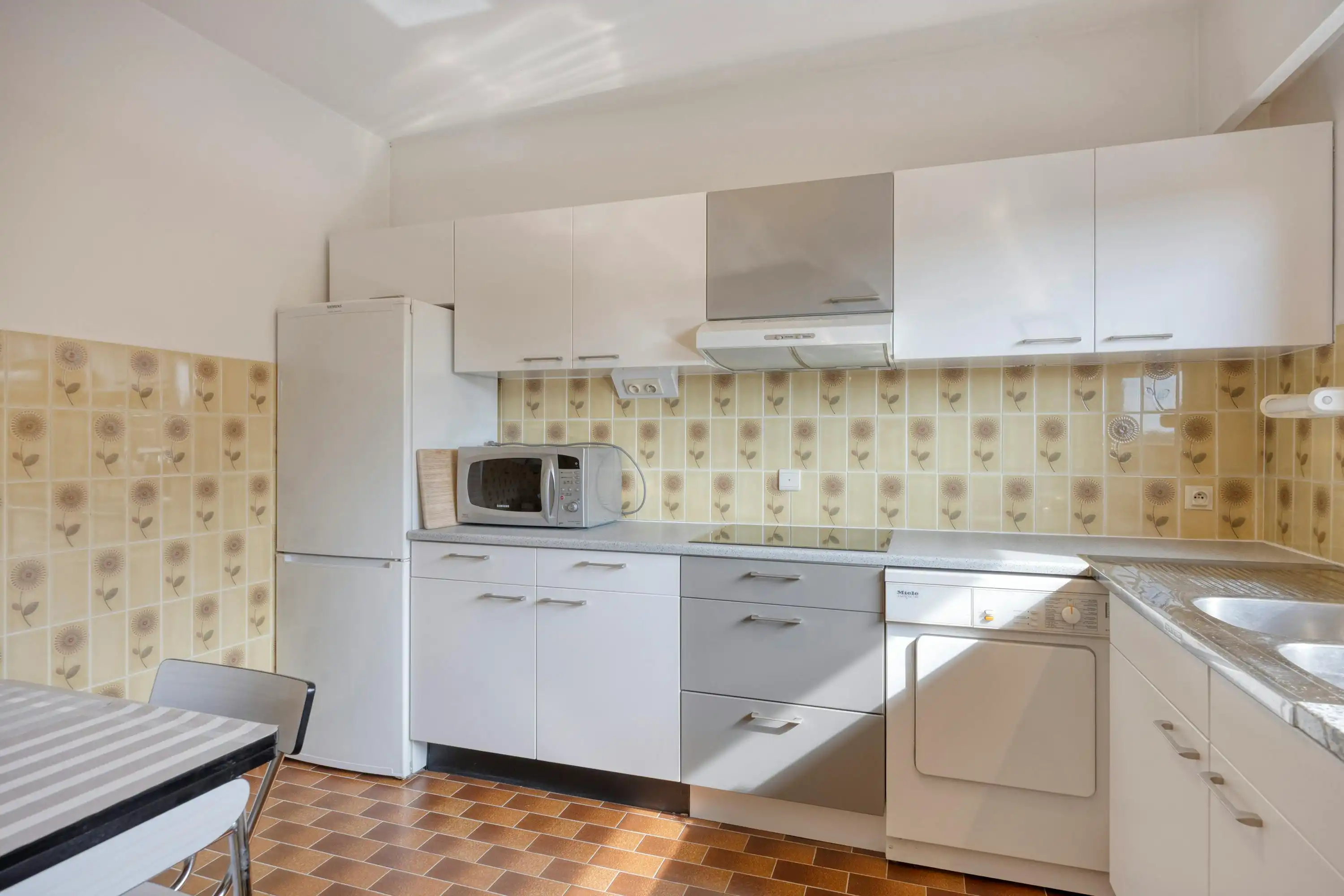 Ruim appartement te koop in Bazel foto 6