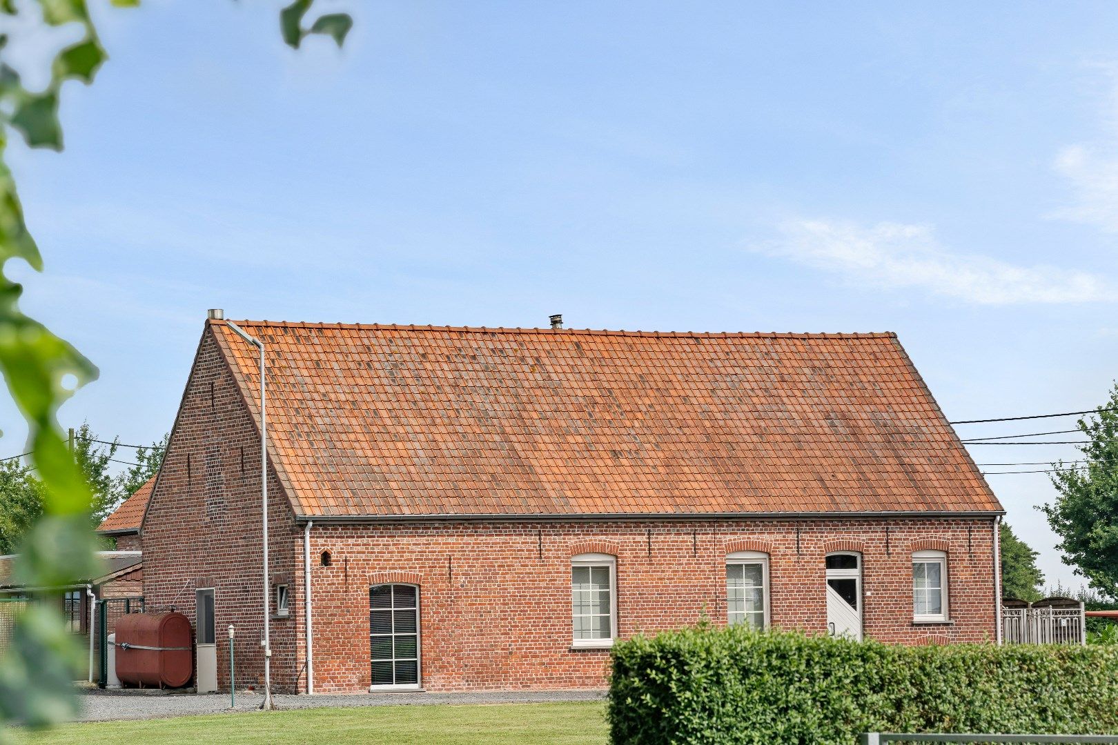 Landelijke woning met ruime loods en grote verzorgde tuin in Moorslede/Slypskapelle foto 4