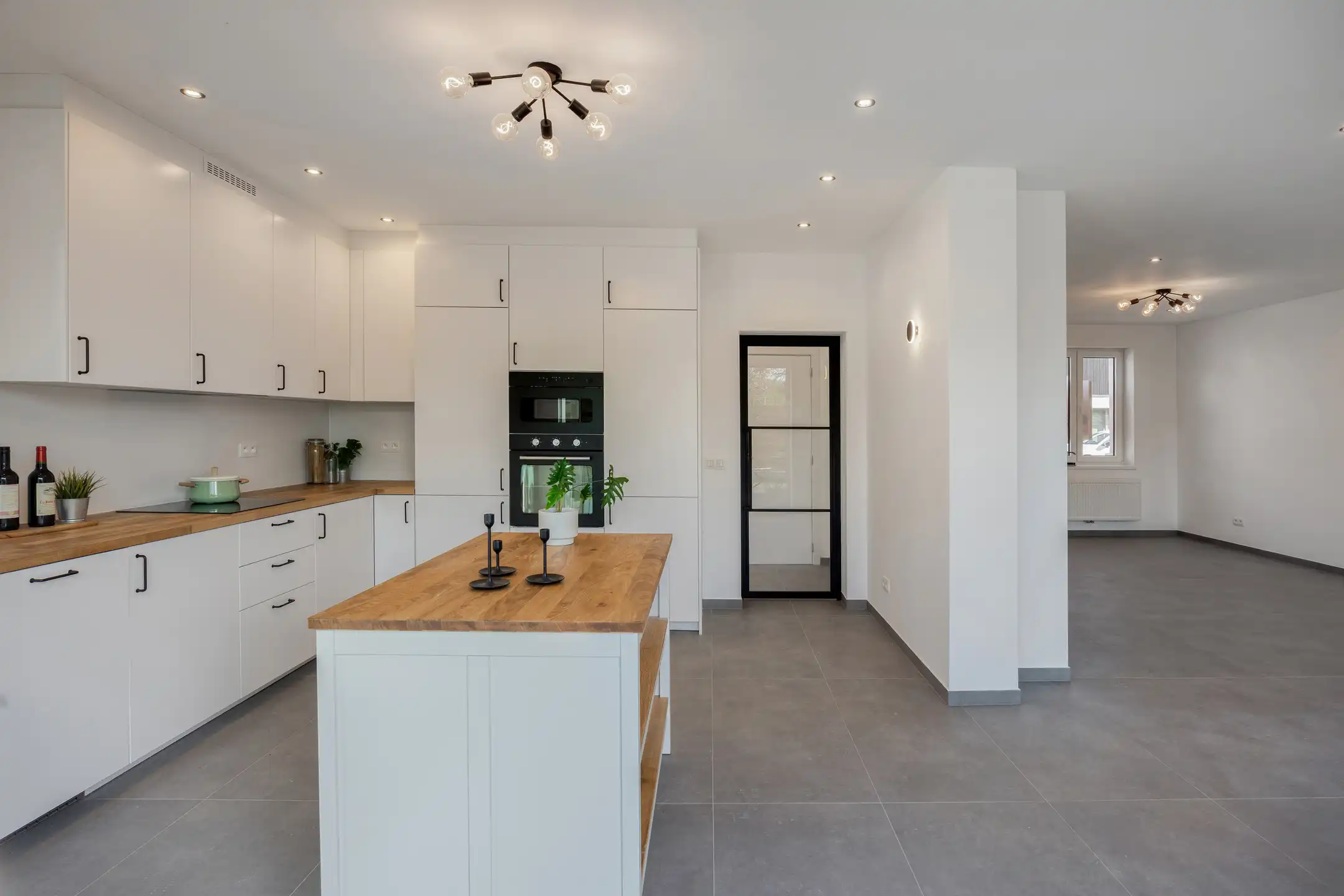 Perfect instapklare woning met 4 slaapkamers foto 7