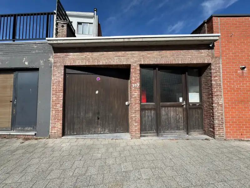 OPBRENGSTEIGENDOM, Handelspand met duplex appartement foto 6