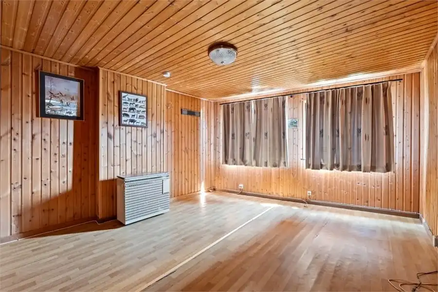 2 TE RENOVEREN WONINGEN+ 16 GARAGES OP EEN PERCEEL VAN 9A87 foto 20