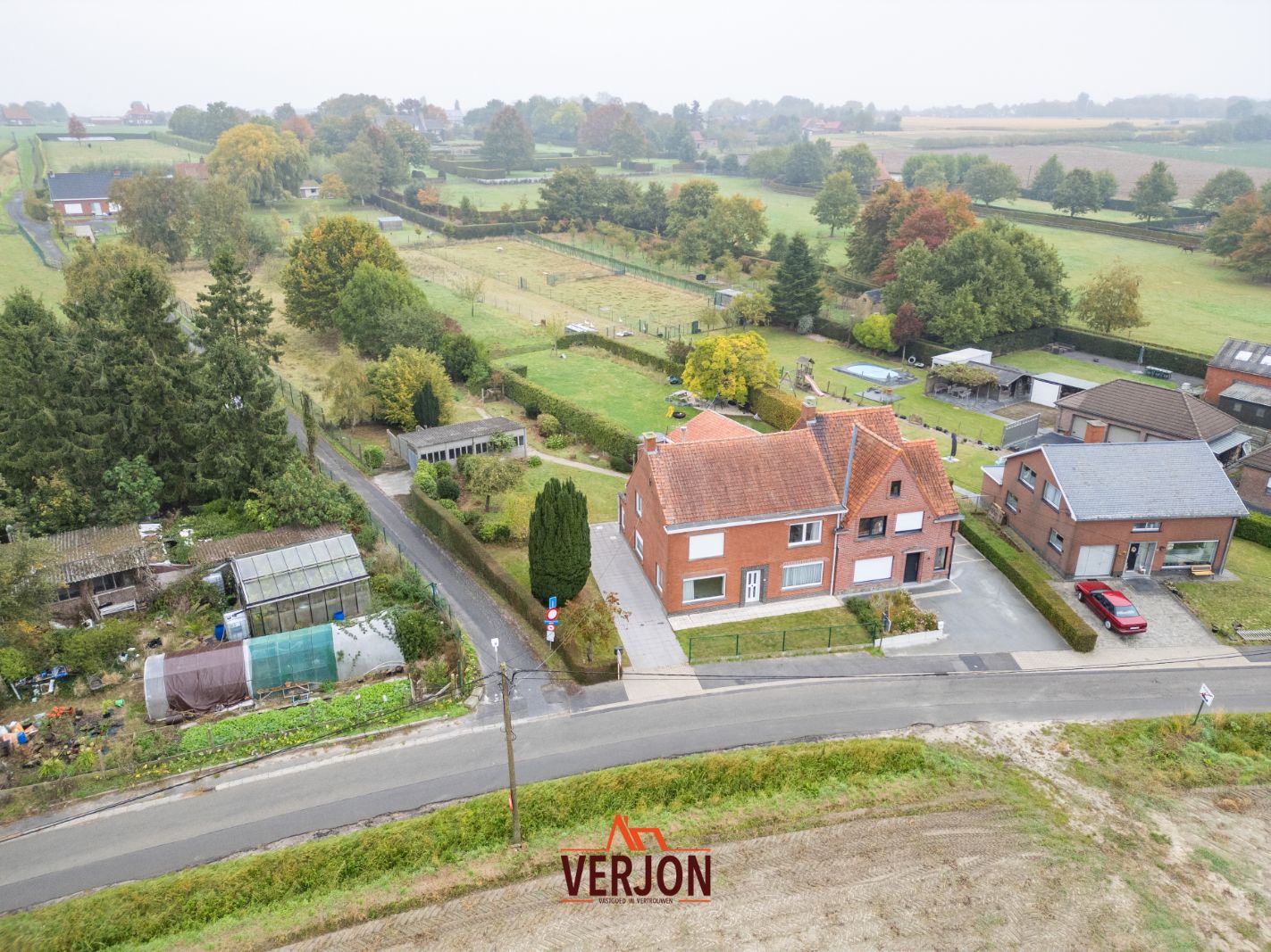 Hoofdfoto van de publicatie: Woning met prachtige vergezichten op 2237m2