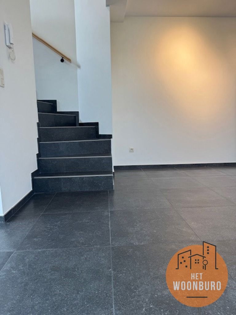 Appartement met kelder en autostaanplaats foto 9
