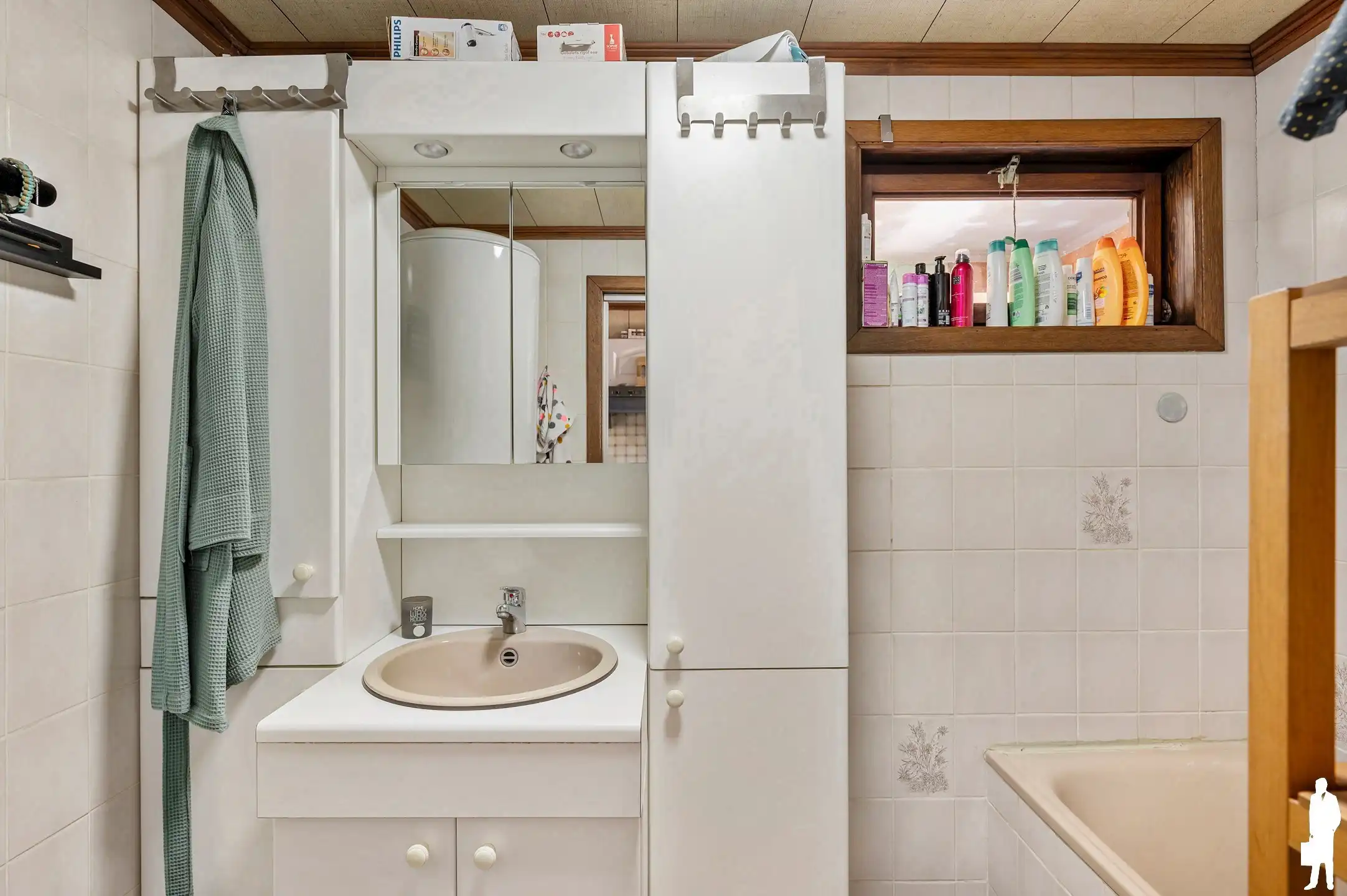 Ruime woning in het bruisende centrum van Kapelle – op – den - bos met 3 slaapkamers foto 12