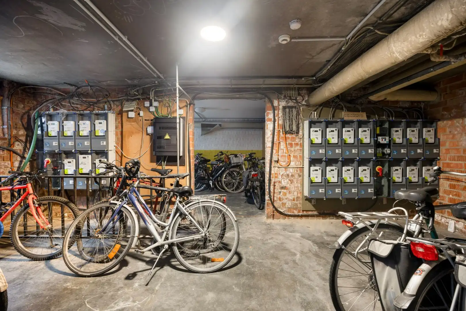 Bemeubelde studio in centrum Leuven! – EPC 213 kWh/m² - bewoonbare opp. 25 m² foto 7