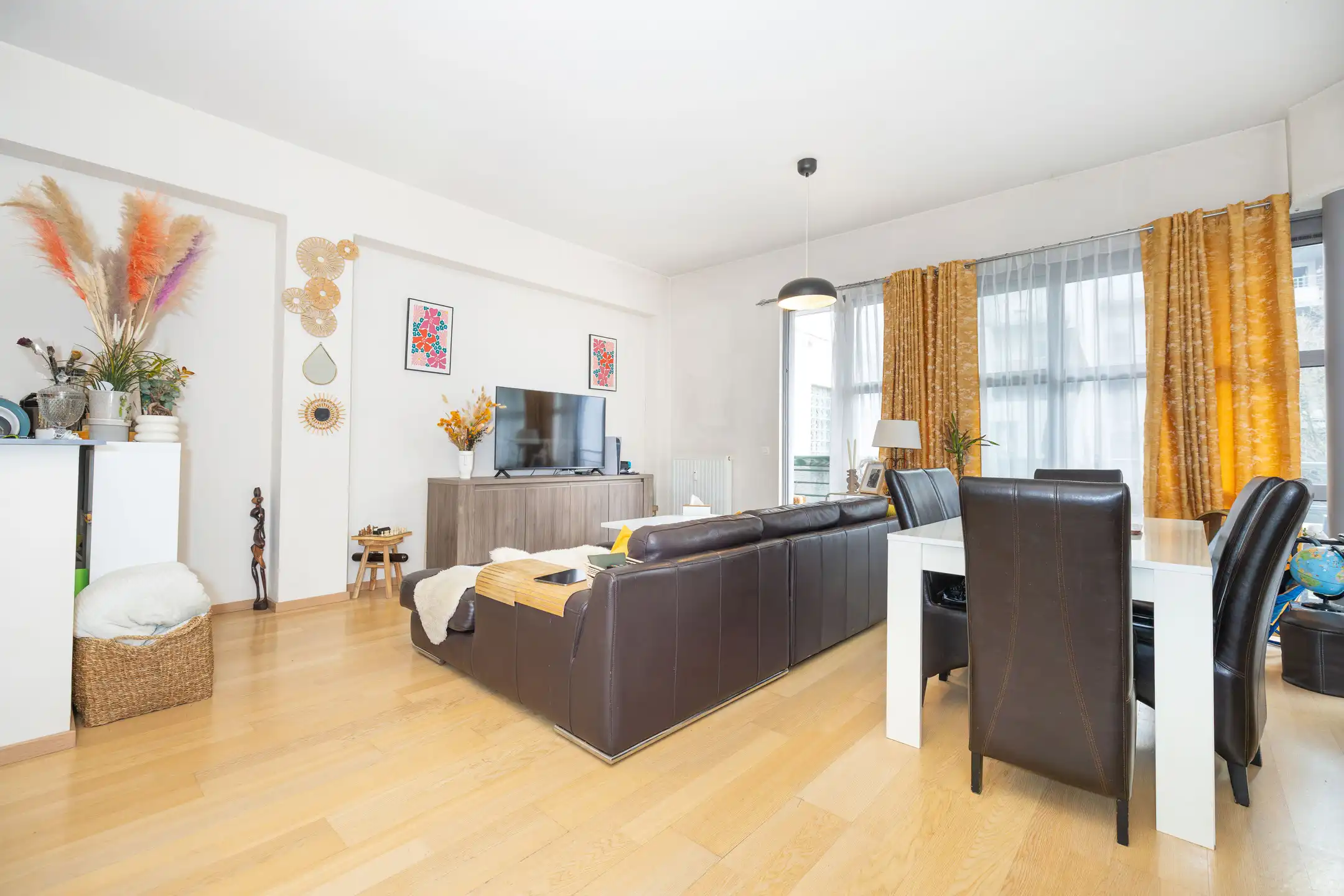 Comfortabel investeren in hartje Molenbeek foto 2