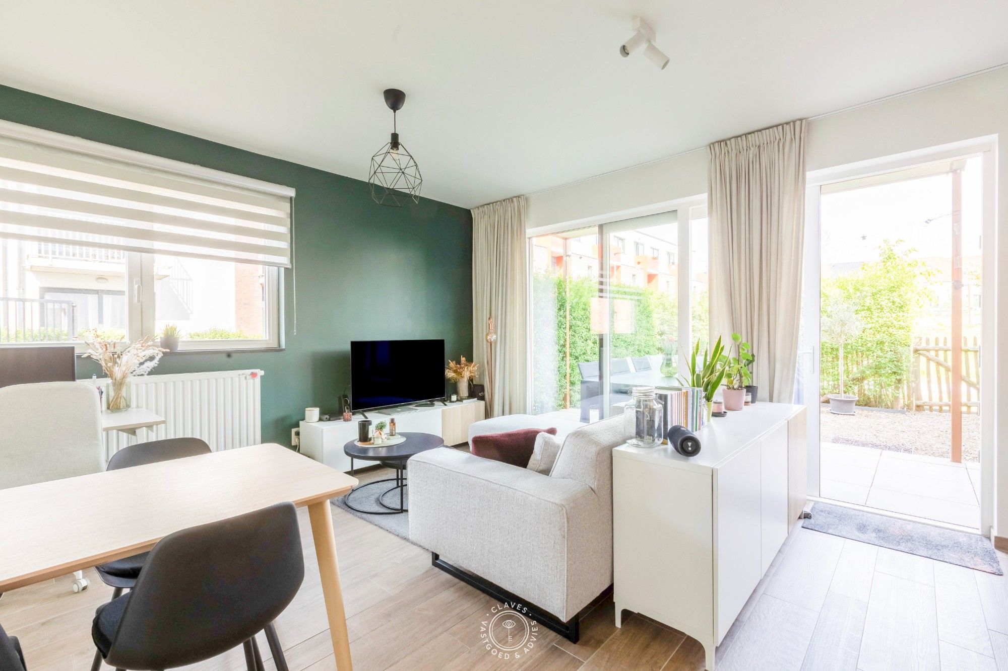 Gelijkvloersappartement met tuintje en staanplaats op toplocatie in Sint-Niklaas foto 4