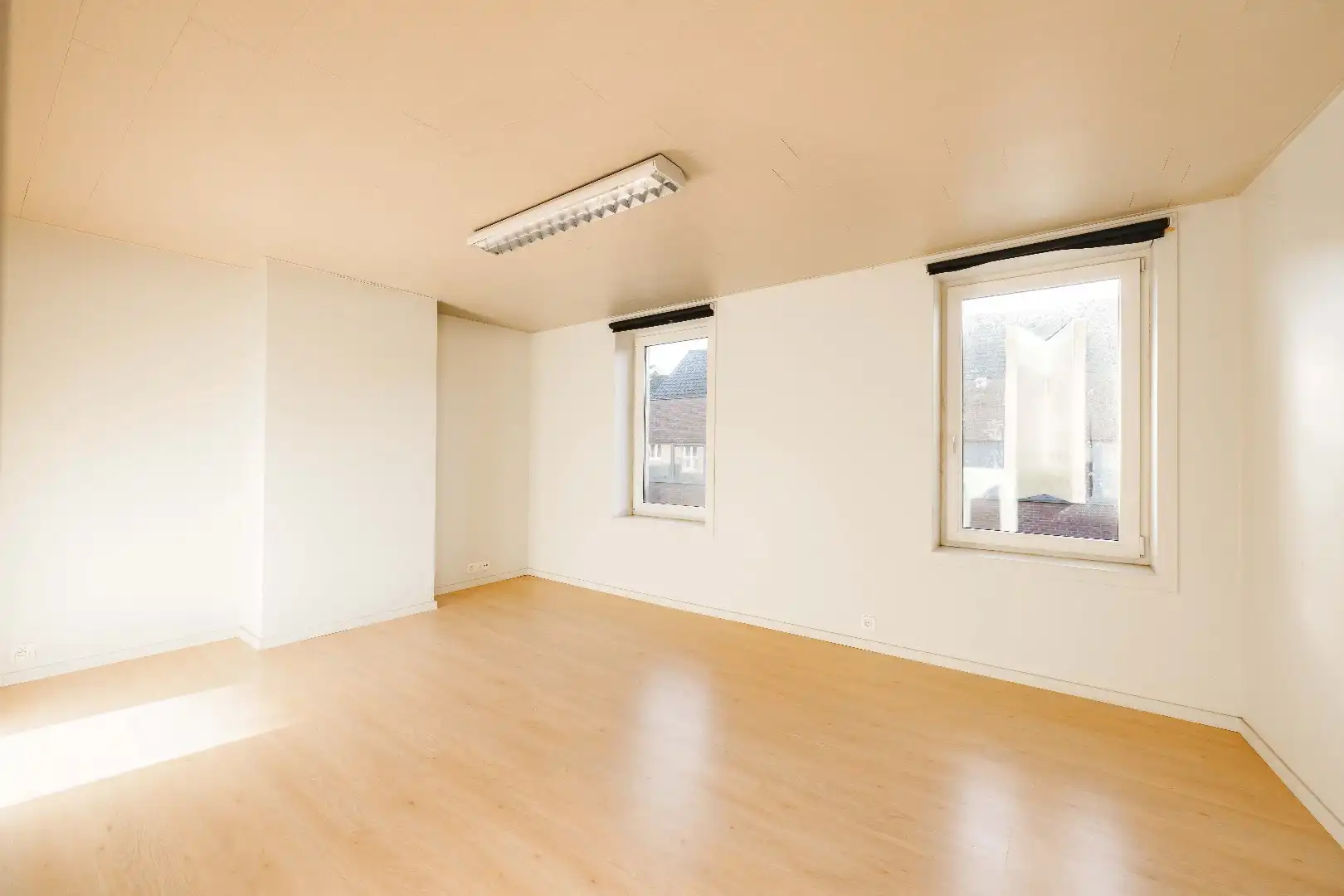 RUIME GEZINSWONING MET TUIN | 5 SLPKS EN GARAGE foto 21