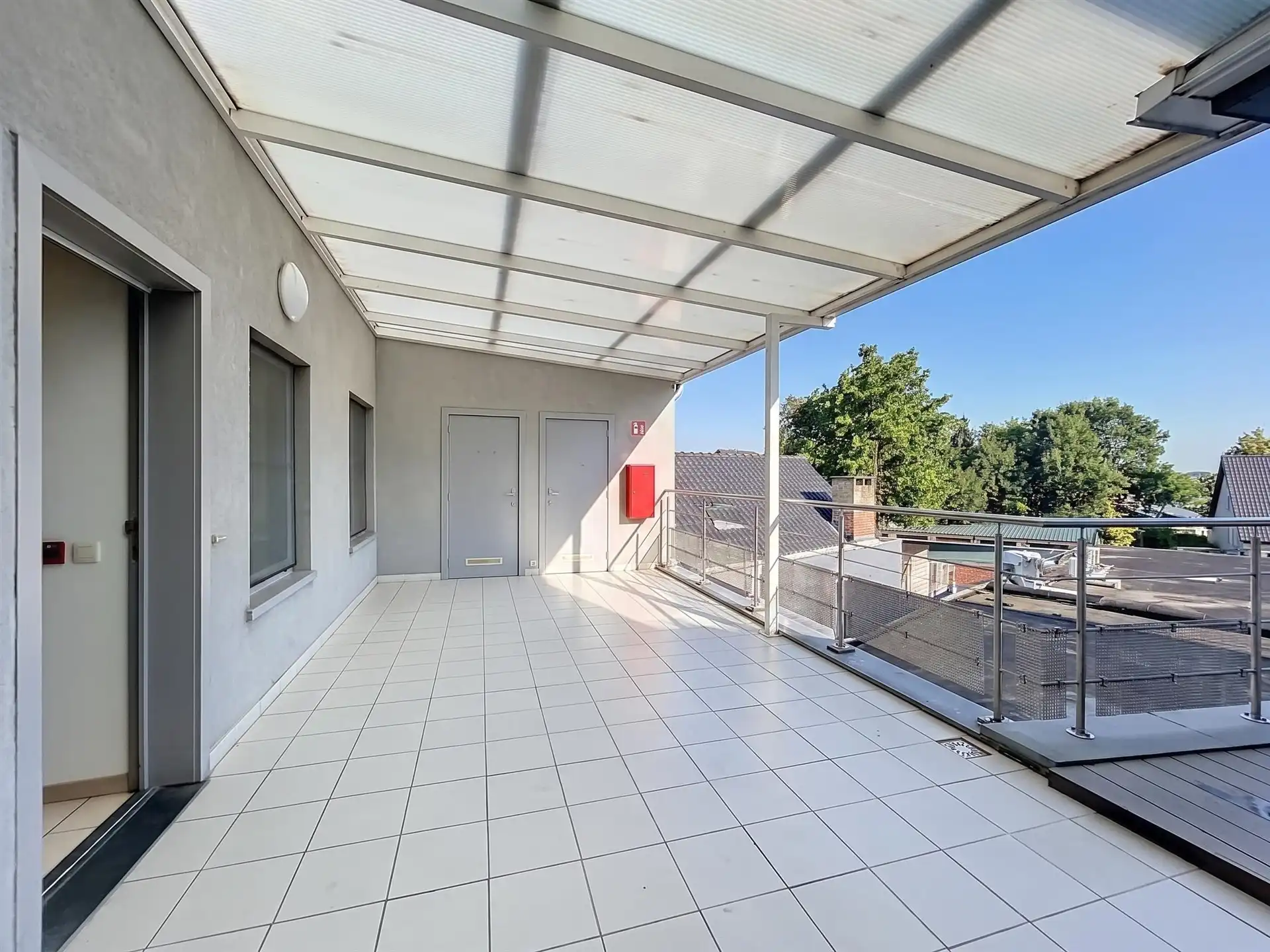 instapklaar 2 slaapkamer appartement met berging  op toplocatie foto 8