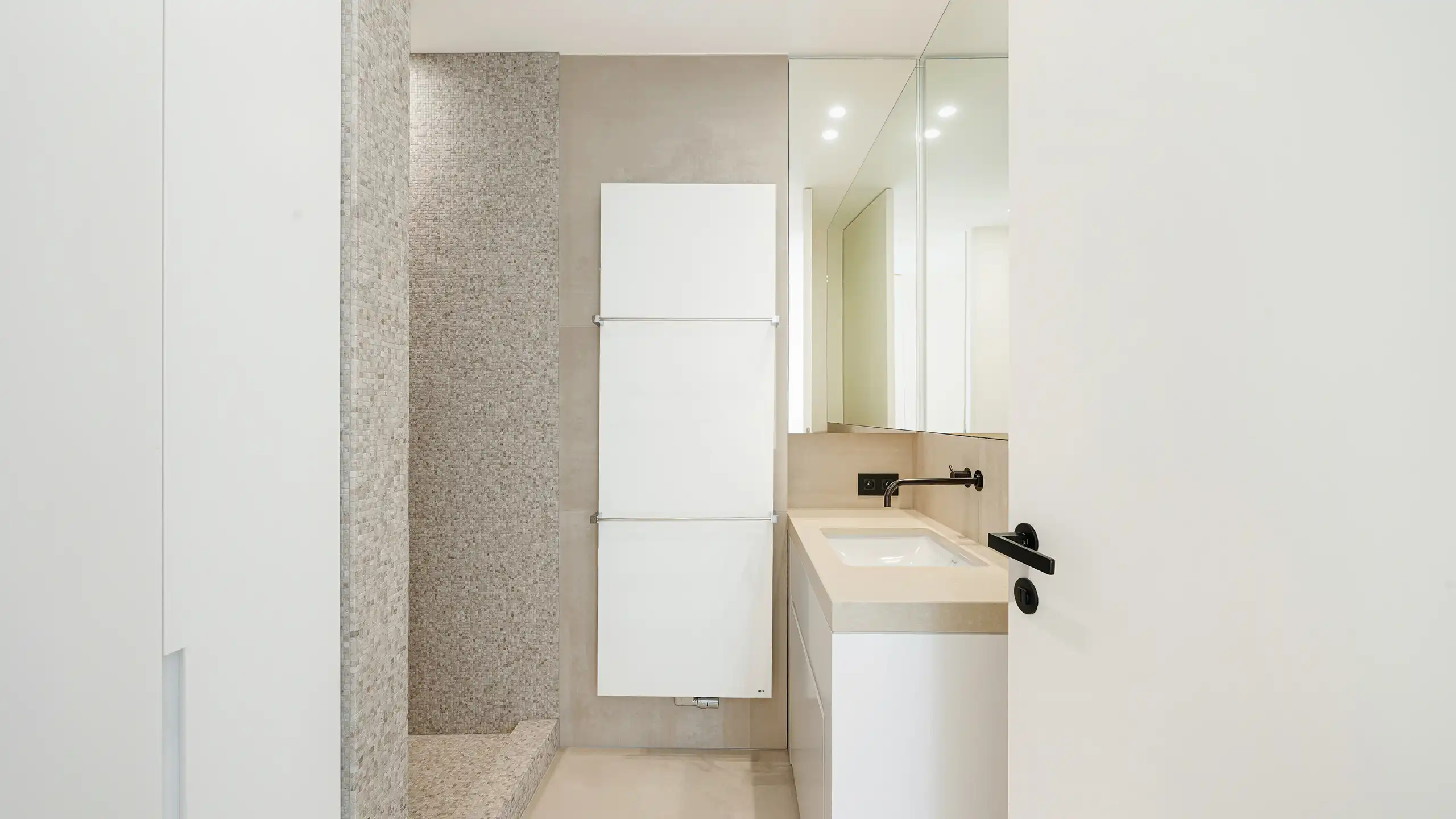 Luxueus appartement met frontaal zicht op het Zegemeer. foto 27