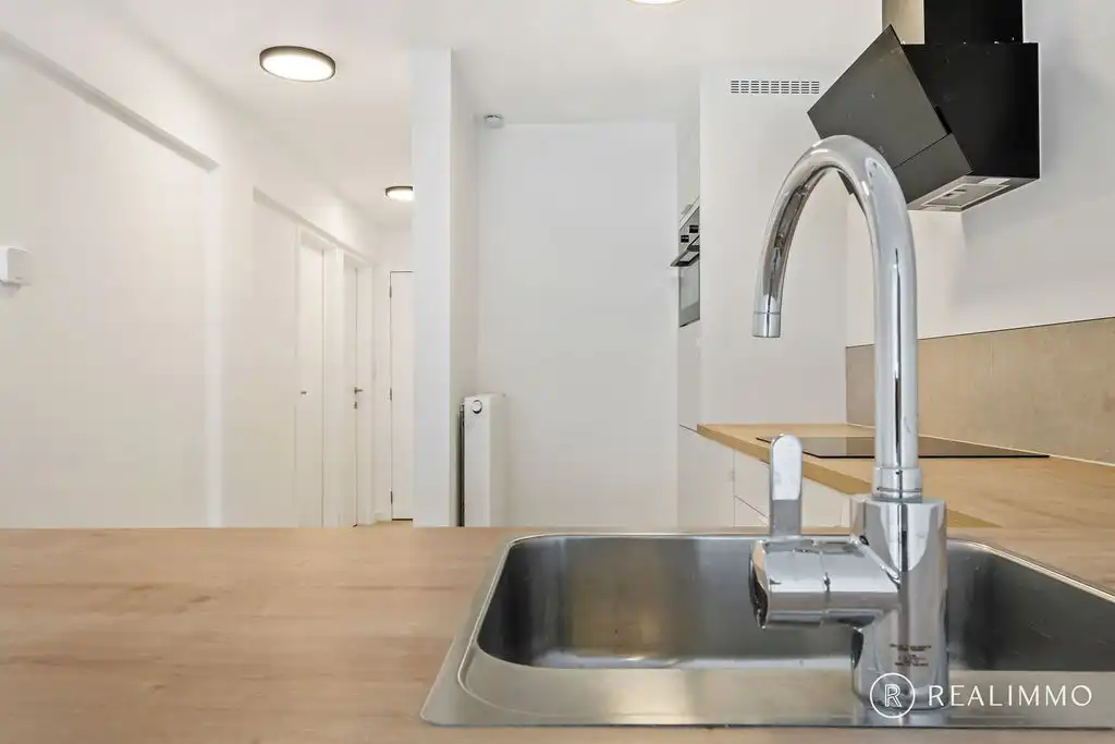 Gerenoveerd 2-slaapkamerappartement met verhuurpotentieel in L’Escale foto 4