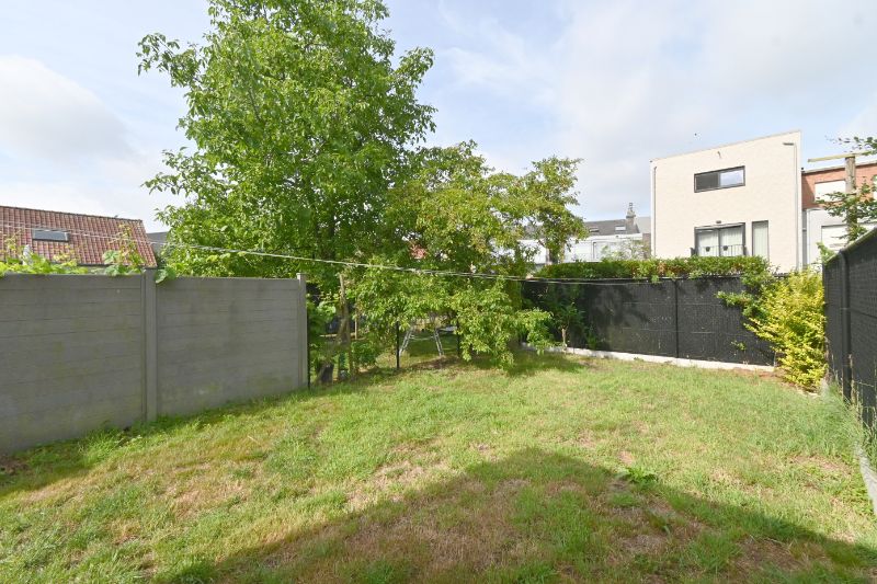 Klassieke woning met 4 slaapkamers foto 2