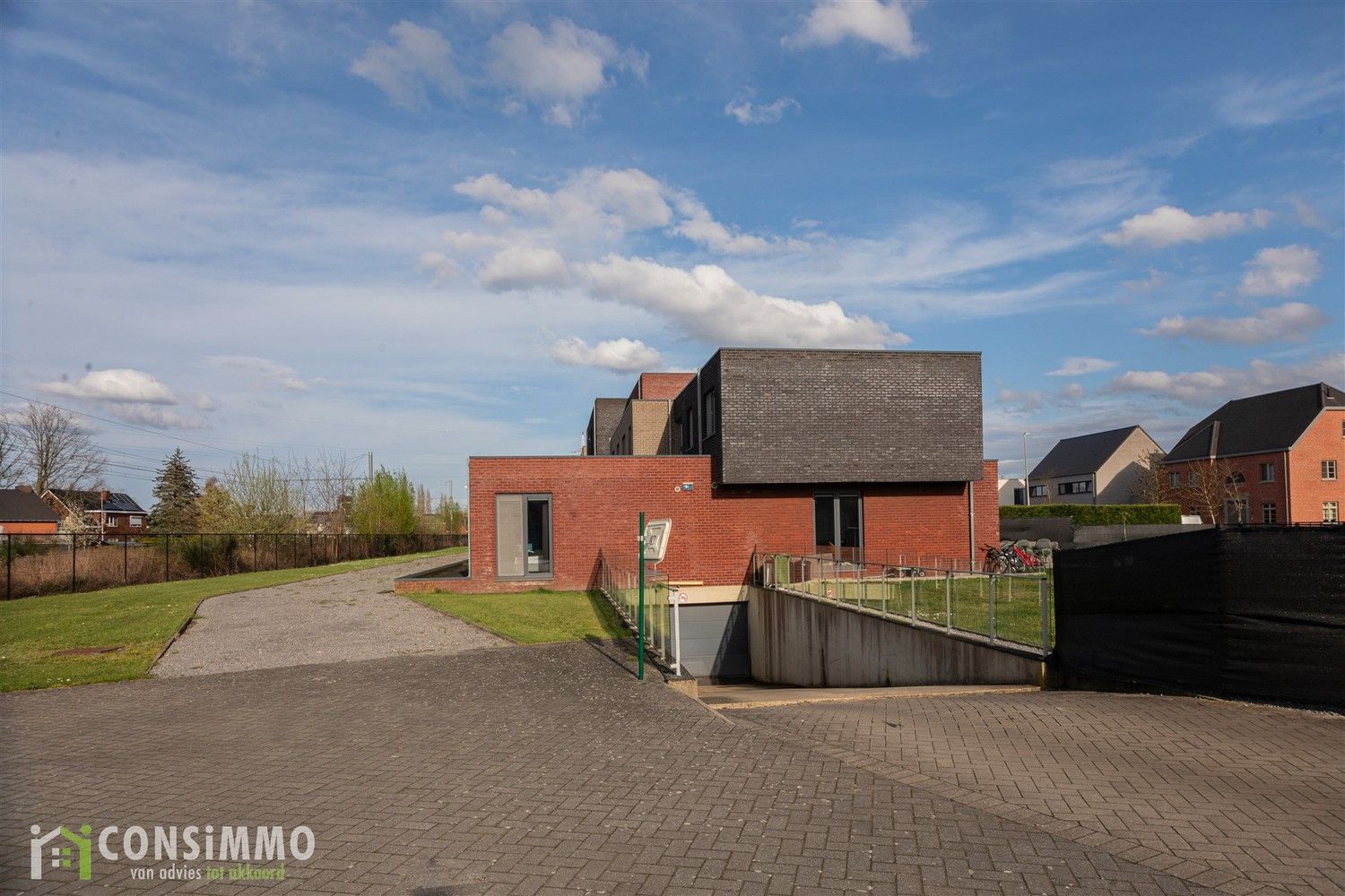 Gezellig gelijkvloers appartement met 2 slaapkamers en tuin in Hasselt! foto 21