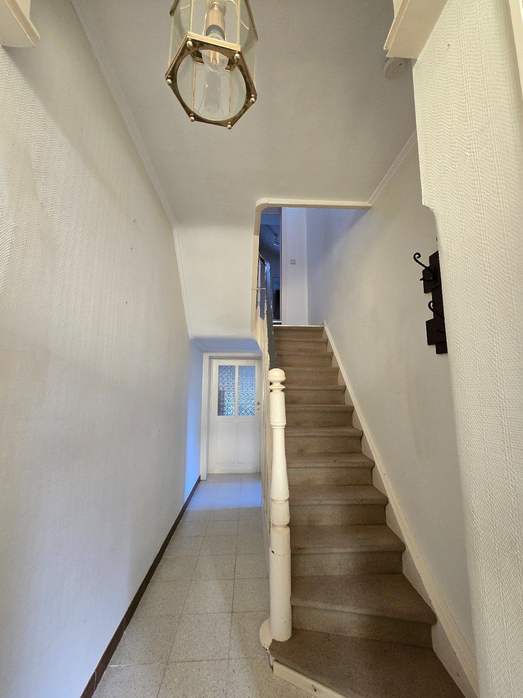 Te renoveren woning 3 slpk's foto 8