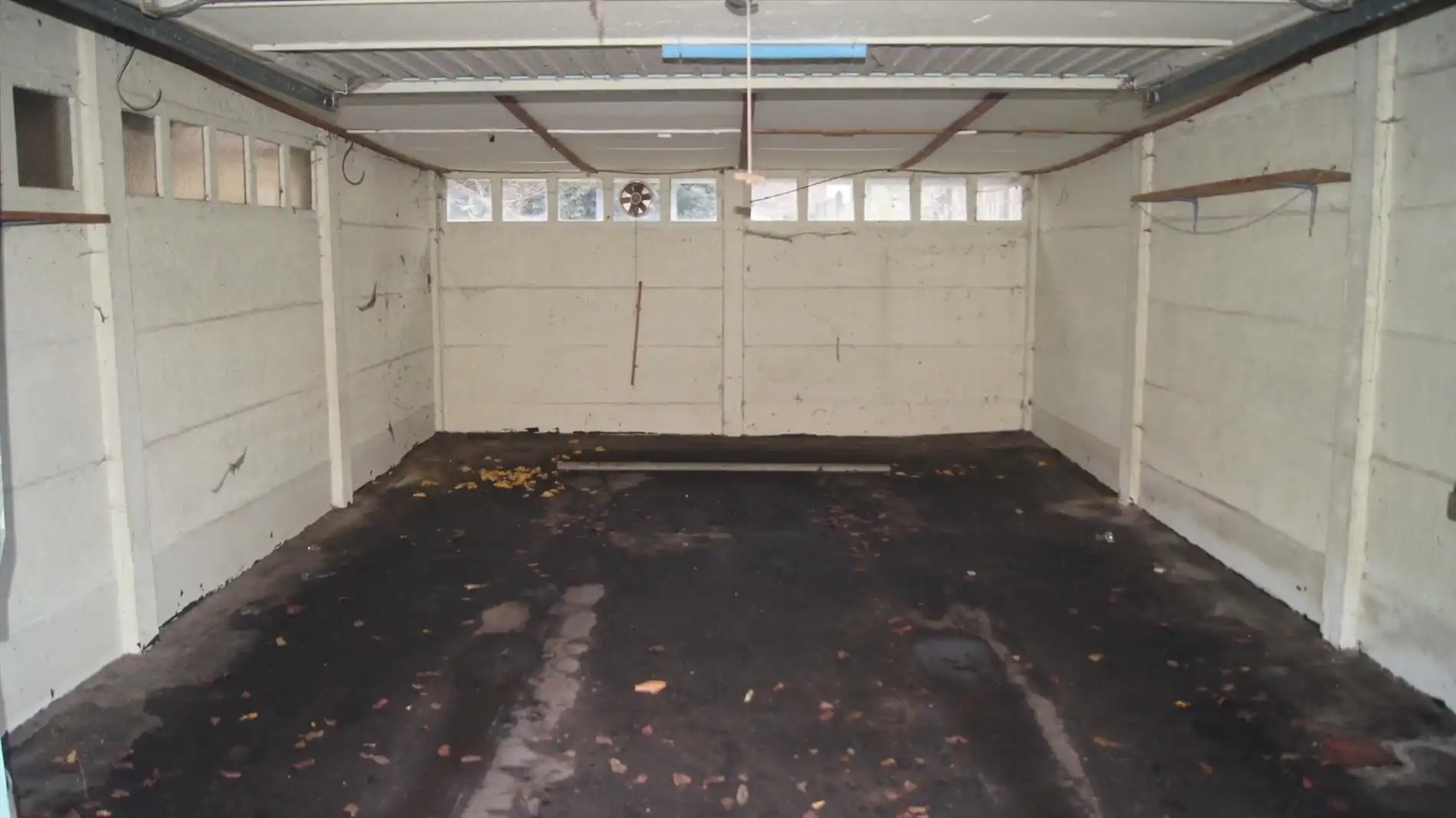 Ruime garage en parking met tuin gelegen in de Vissenakenstraat 118, Tienen foto 3