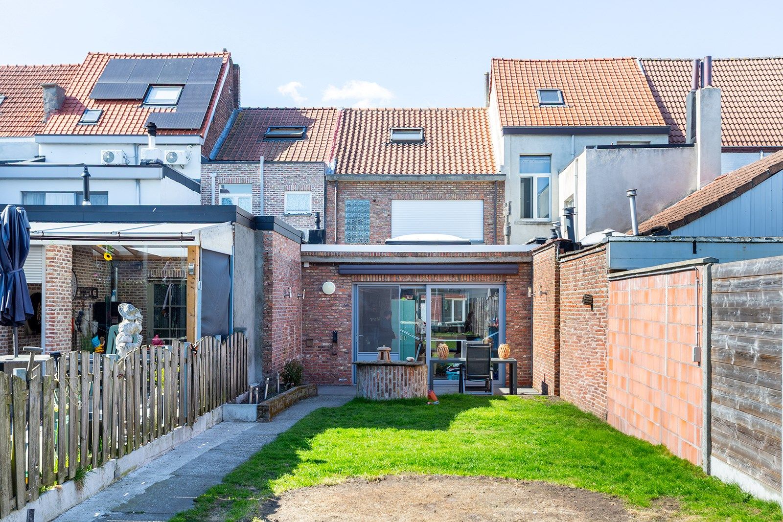 Instapklare woning met 3 slaapkamers en grote zonnige tuin foto 26