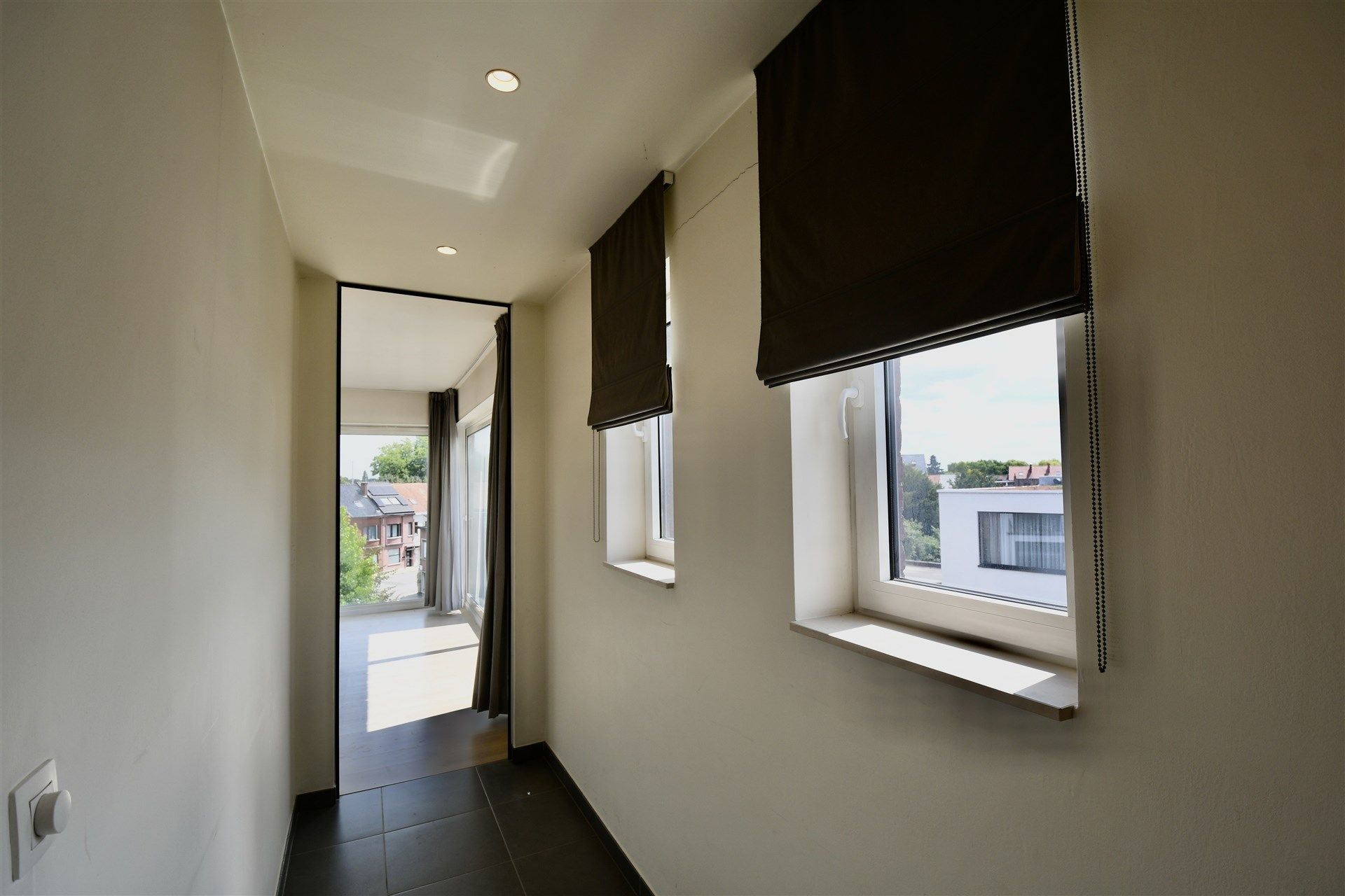 Instapklaar appartement met twee slaapkamers in Sint-Niklaas foto 3