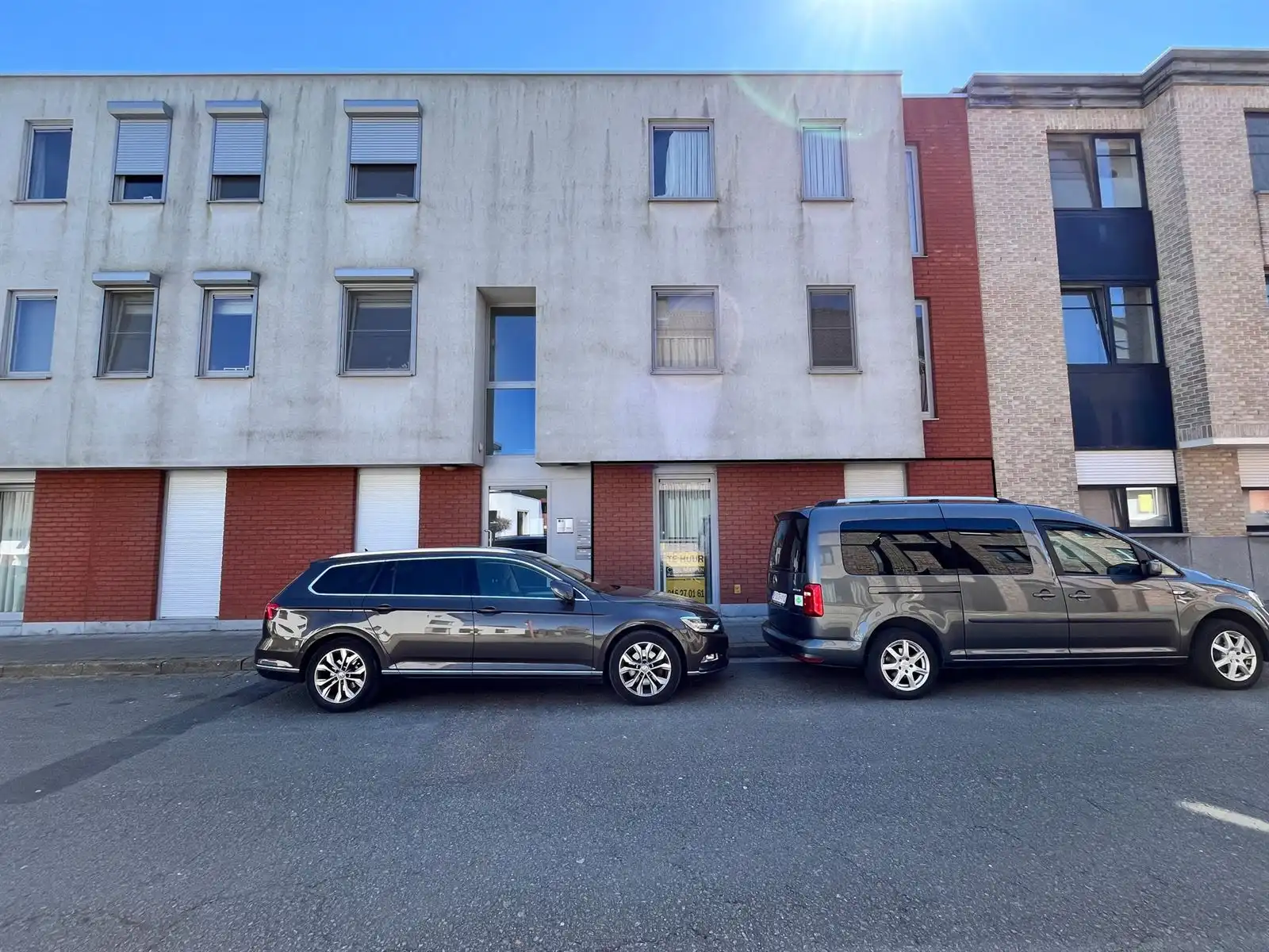 Gelijkvloers appartement foto {{pictureIndex}}