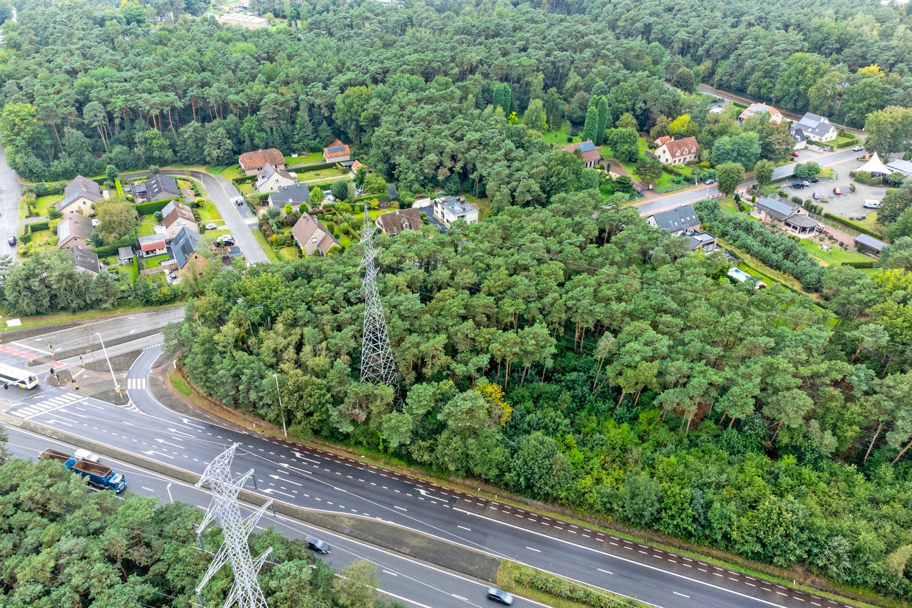 BOUWGROND VOOR OB VAN 16A03CA TE GENK foto 5