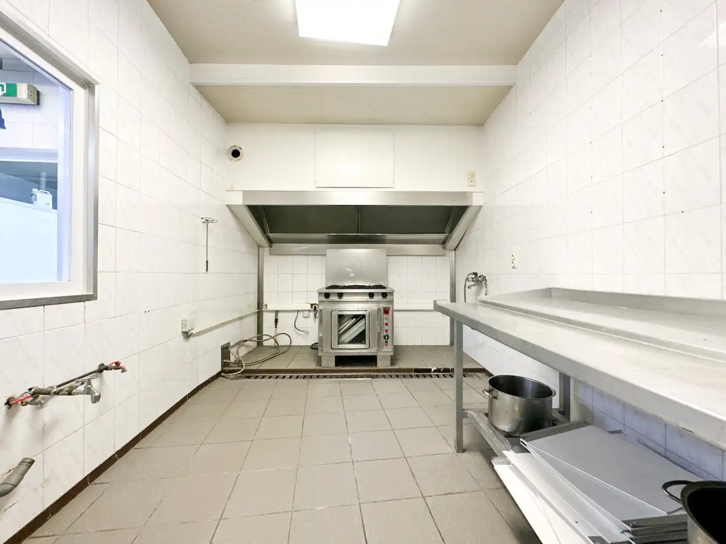 Handelpand met winkel, atelier en woonst, commerciële ligging, Torhout foto 13