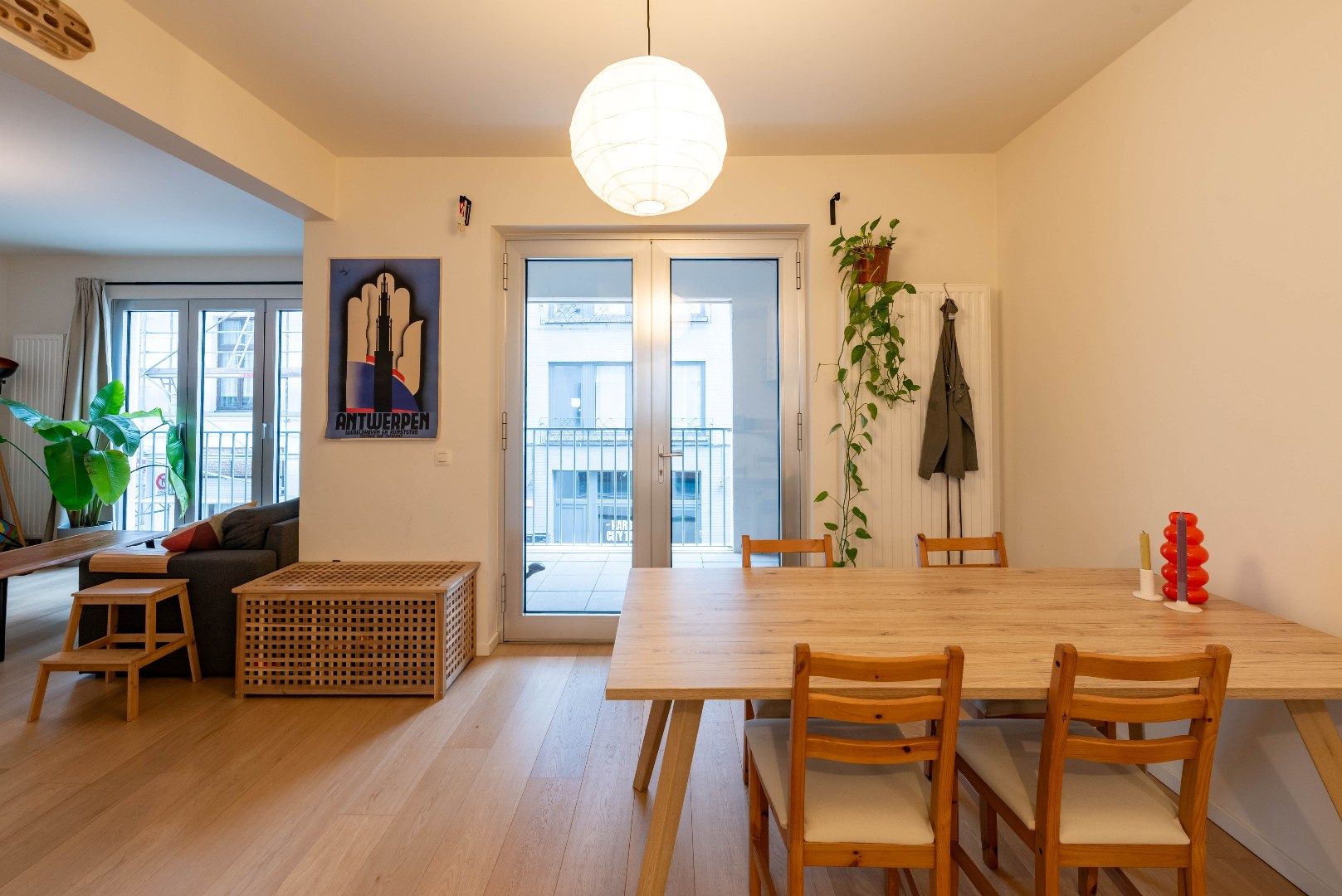 Luxueus afgewerkt nieuwbouwappartement met 2 slk en terras foto 6