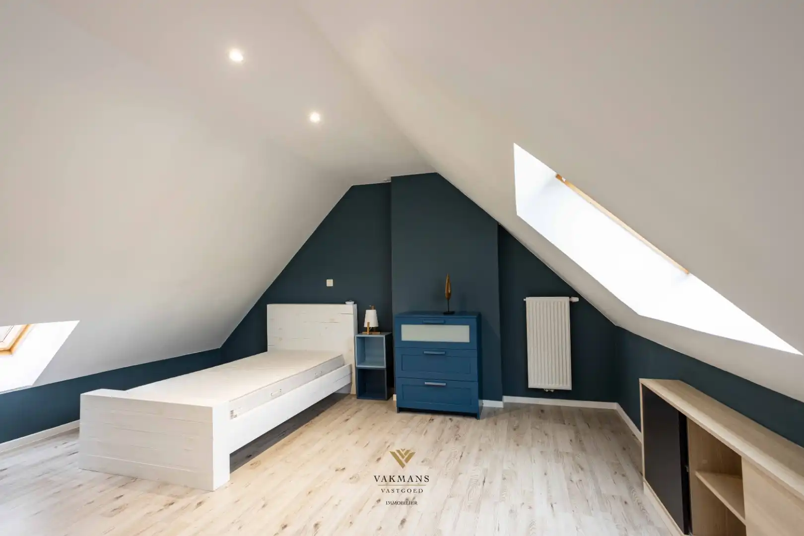 Prachtige gerenoveerde woning met 3 slaapkamers en tuin foto 23