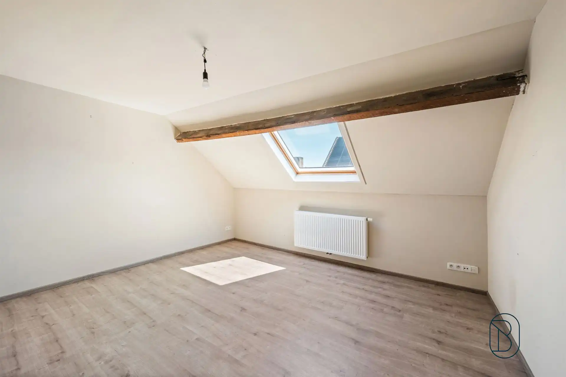 Karaktervolle herenwoning met 6 slaapkamers, zonnig terras foto 13