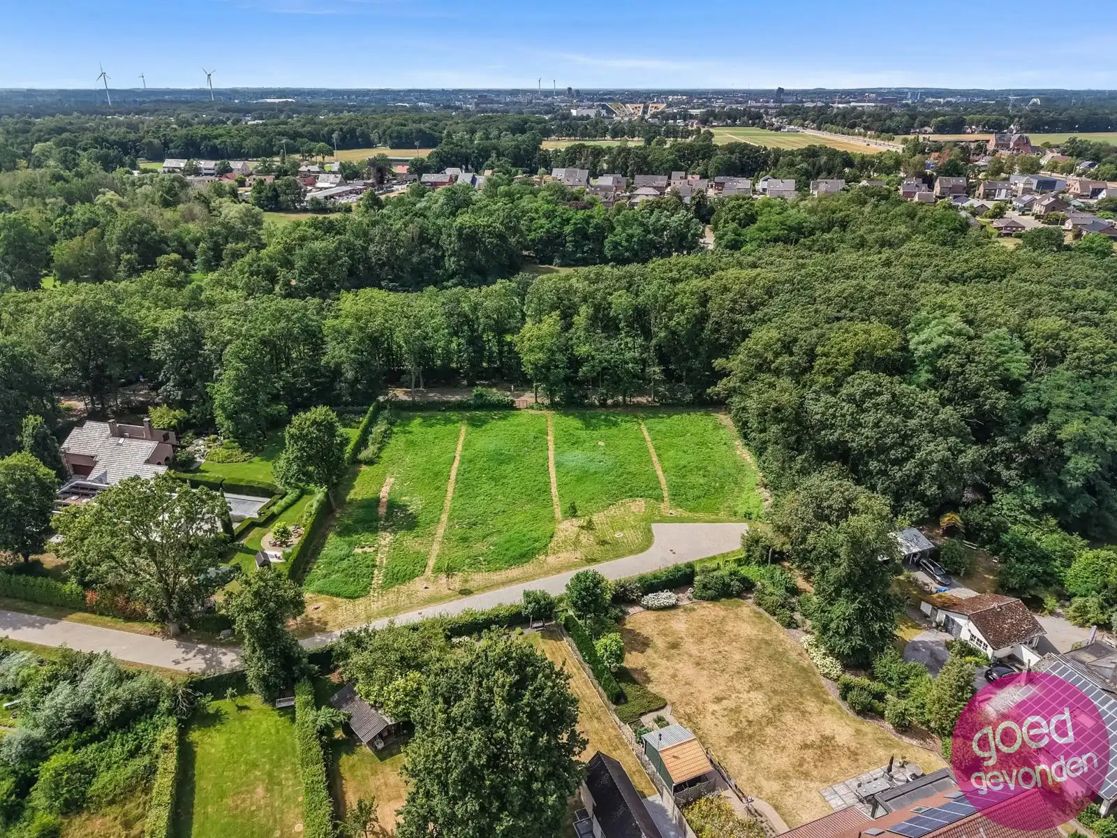 BOUWGROND van 10 ARE voor OB op TOPLIGGING - VERKEERSLUW  foto 4